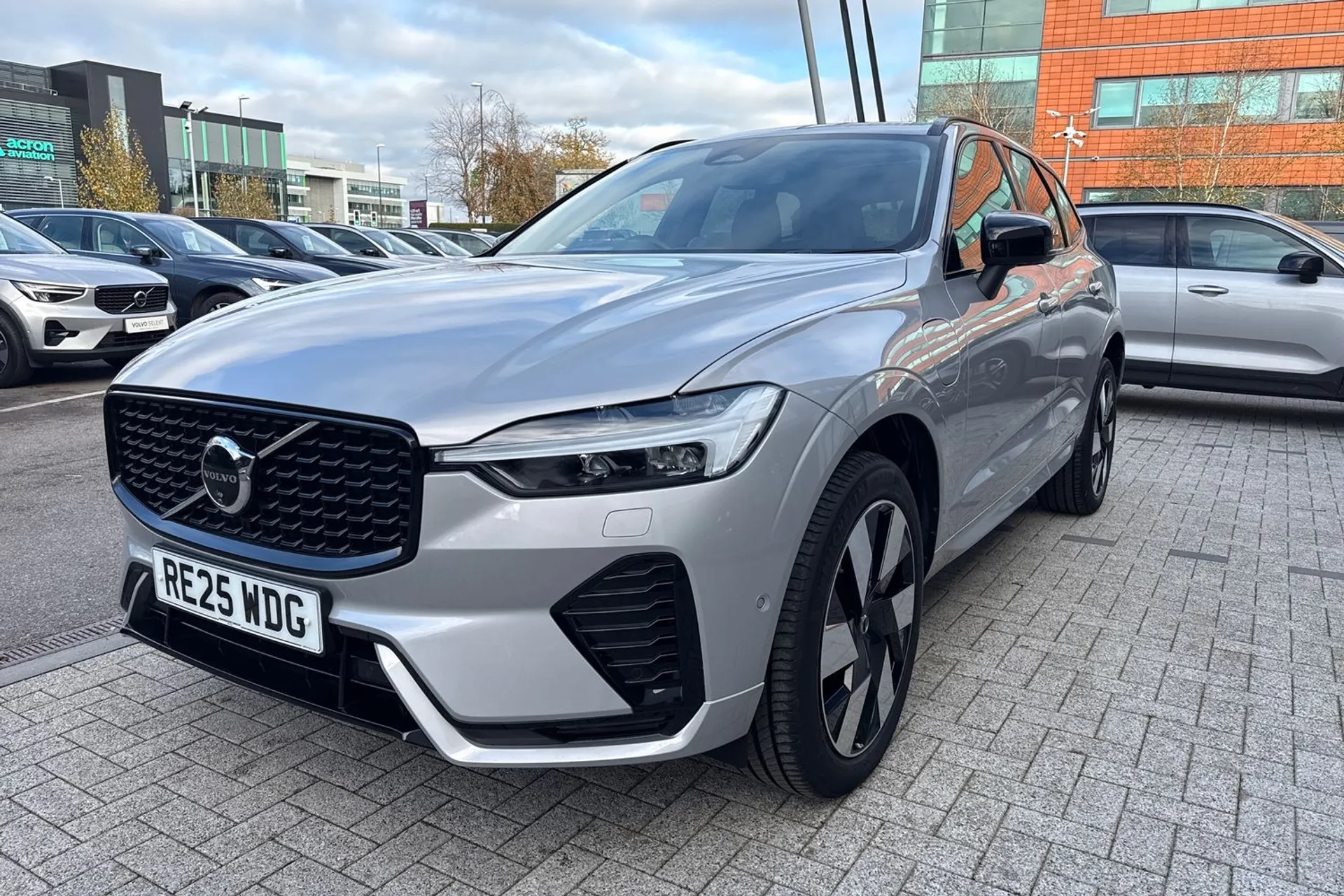 Volvo XC60 thumbnail image number 12