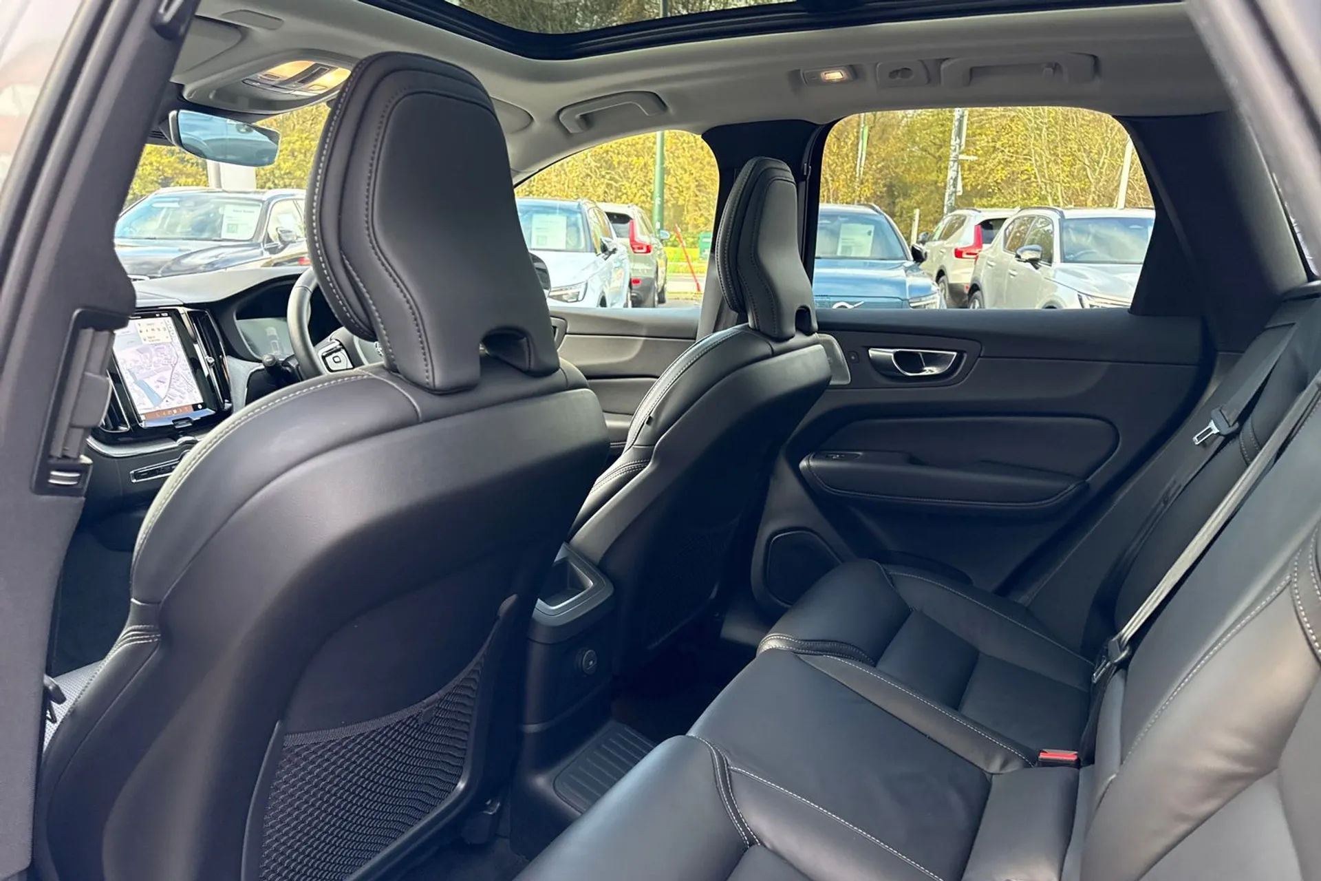 Volvo XC60 thumbnail image number 31