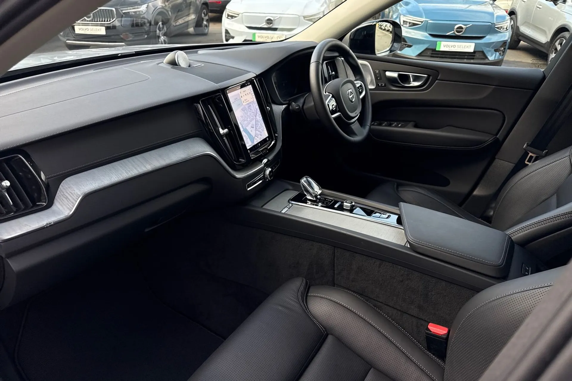 Volvo XC60 thumbnail image number 27