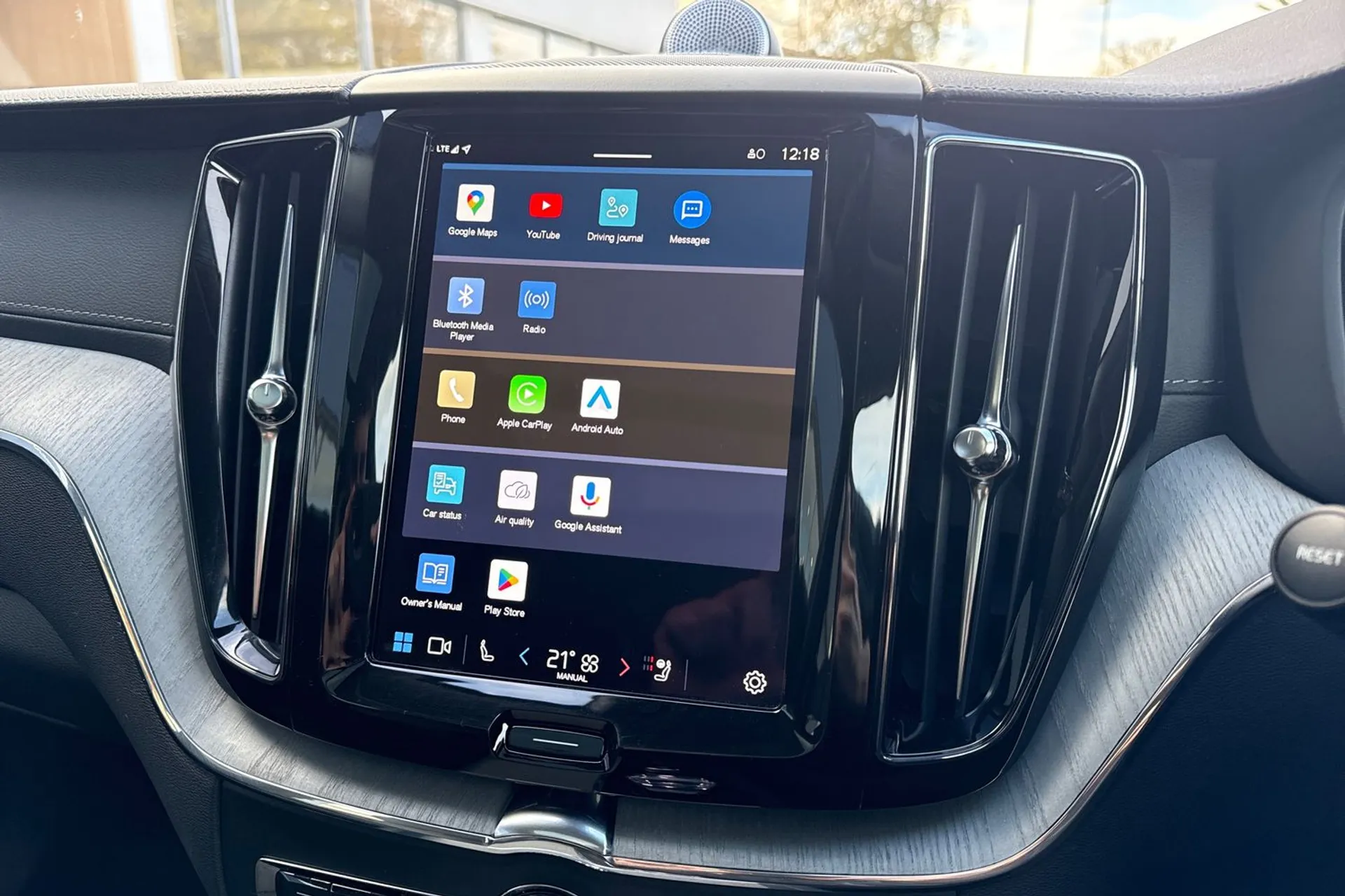 Volvo XC60 thumbnail image number 41