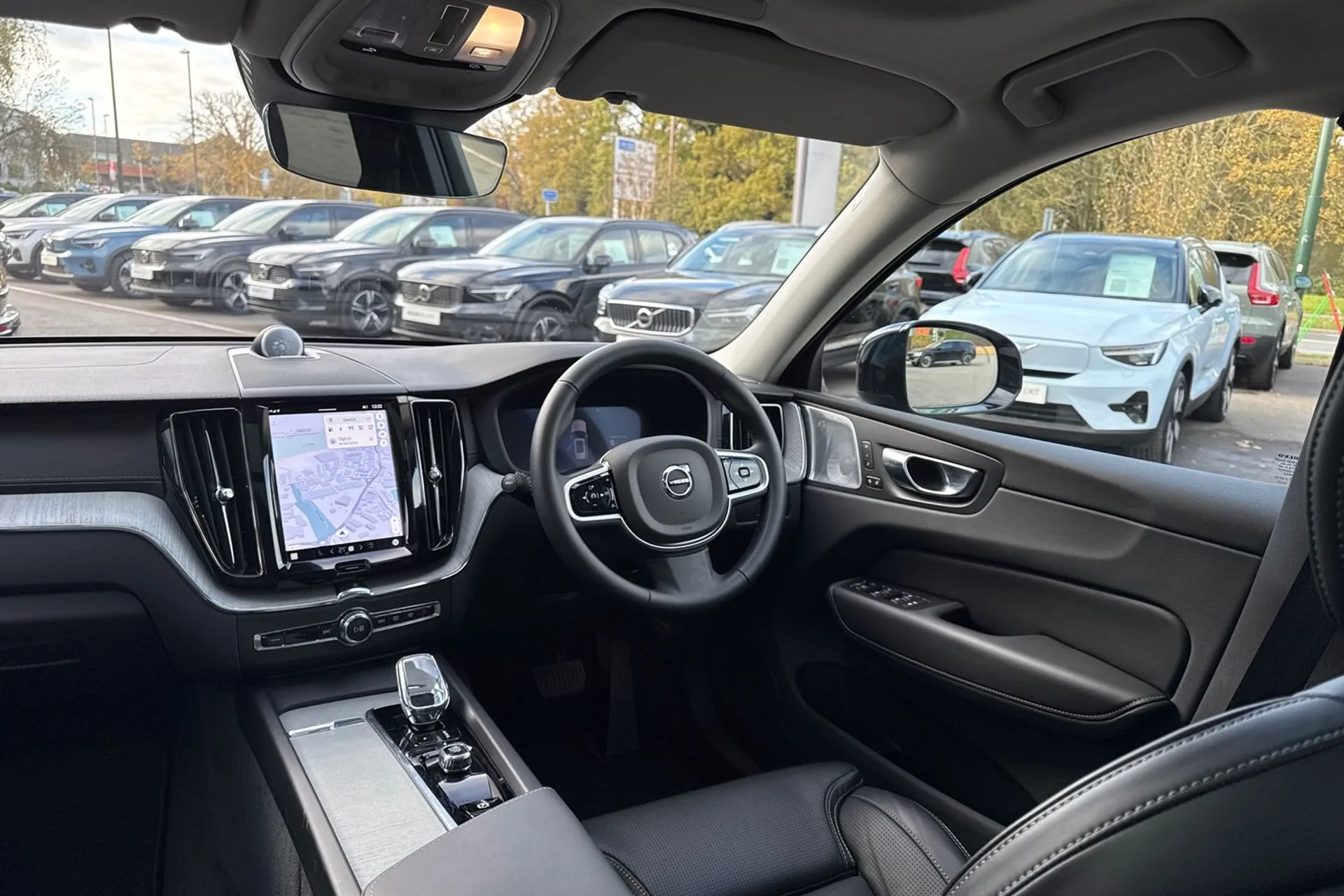 Volvo XC60 thumbnail image number 33