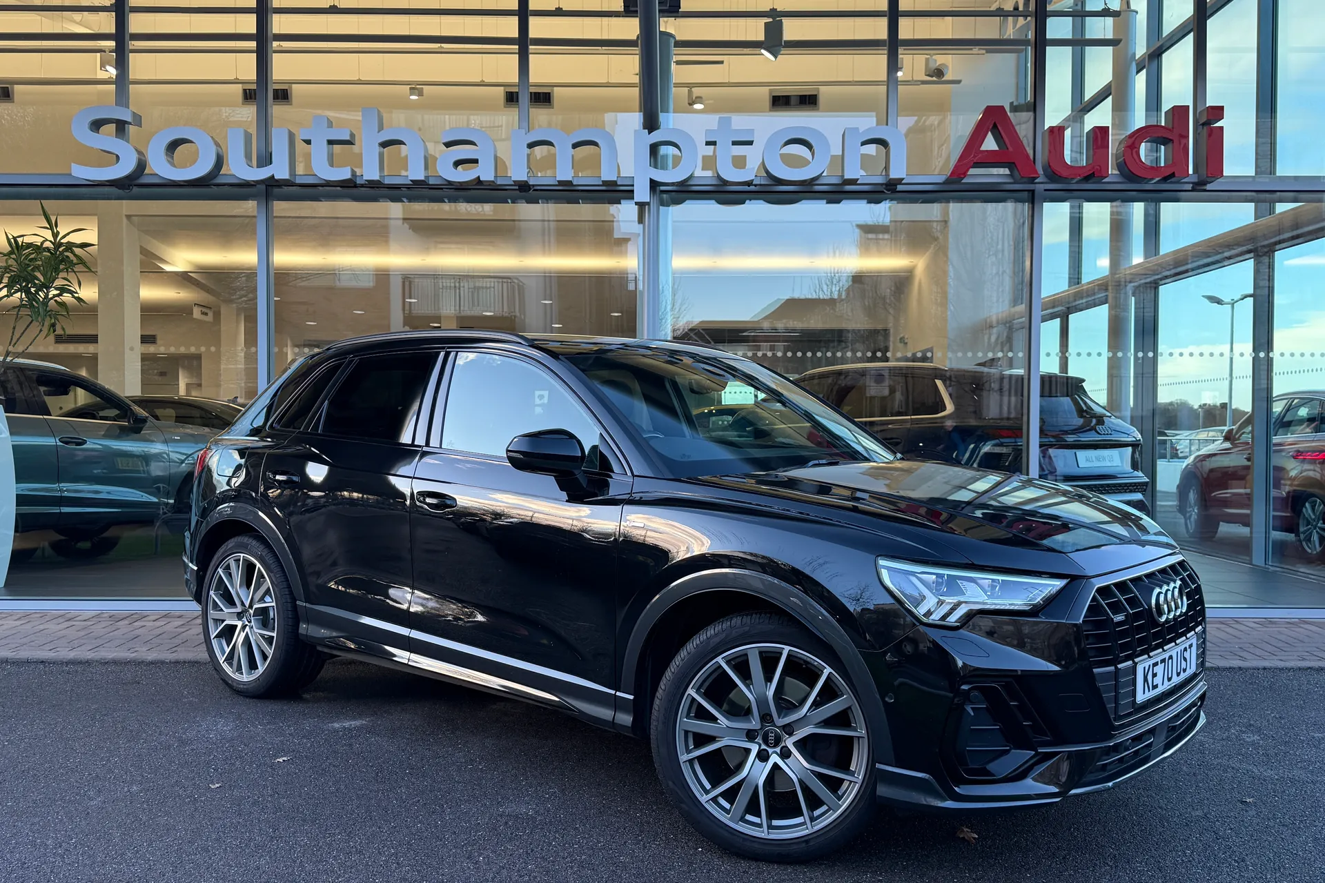 Audi Q3 thumbnail image number 66