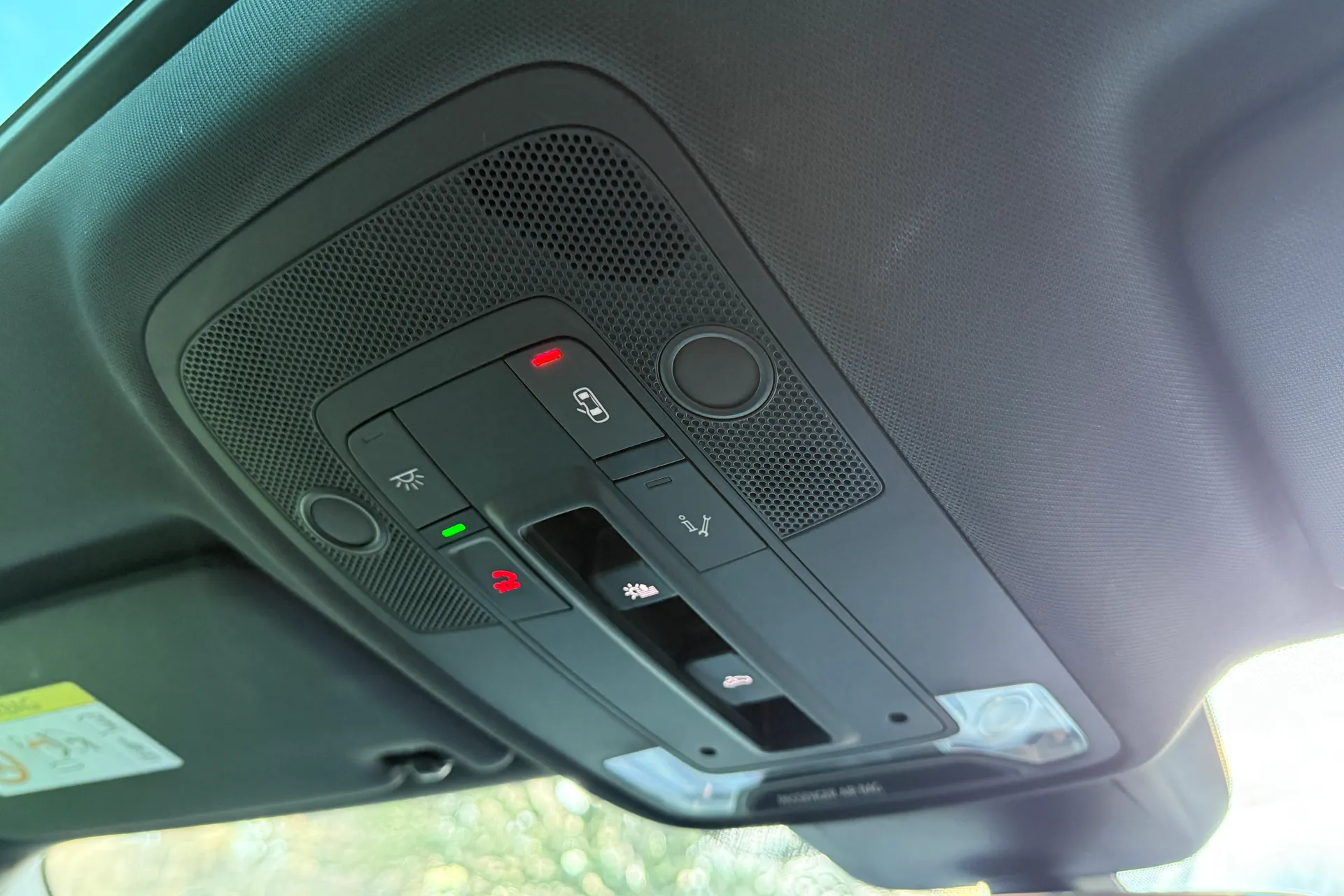 Audi Q3 thumbnail image number 33