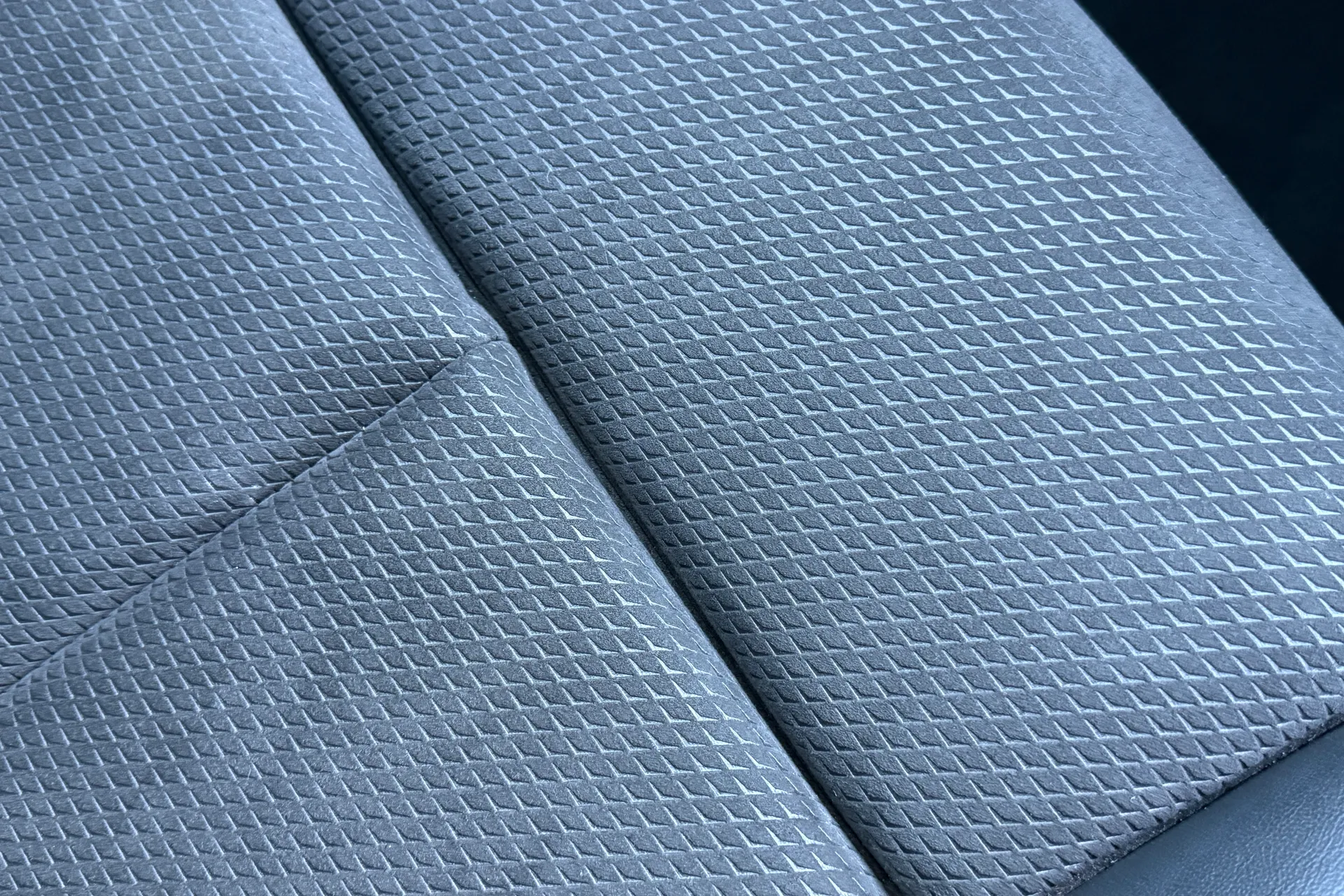 Audi Q3 thumbnail image number 27