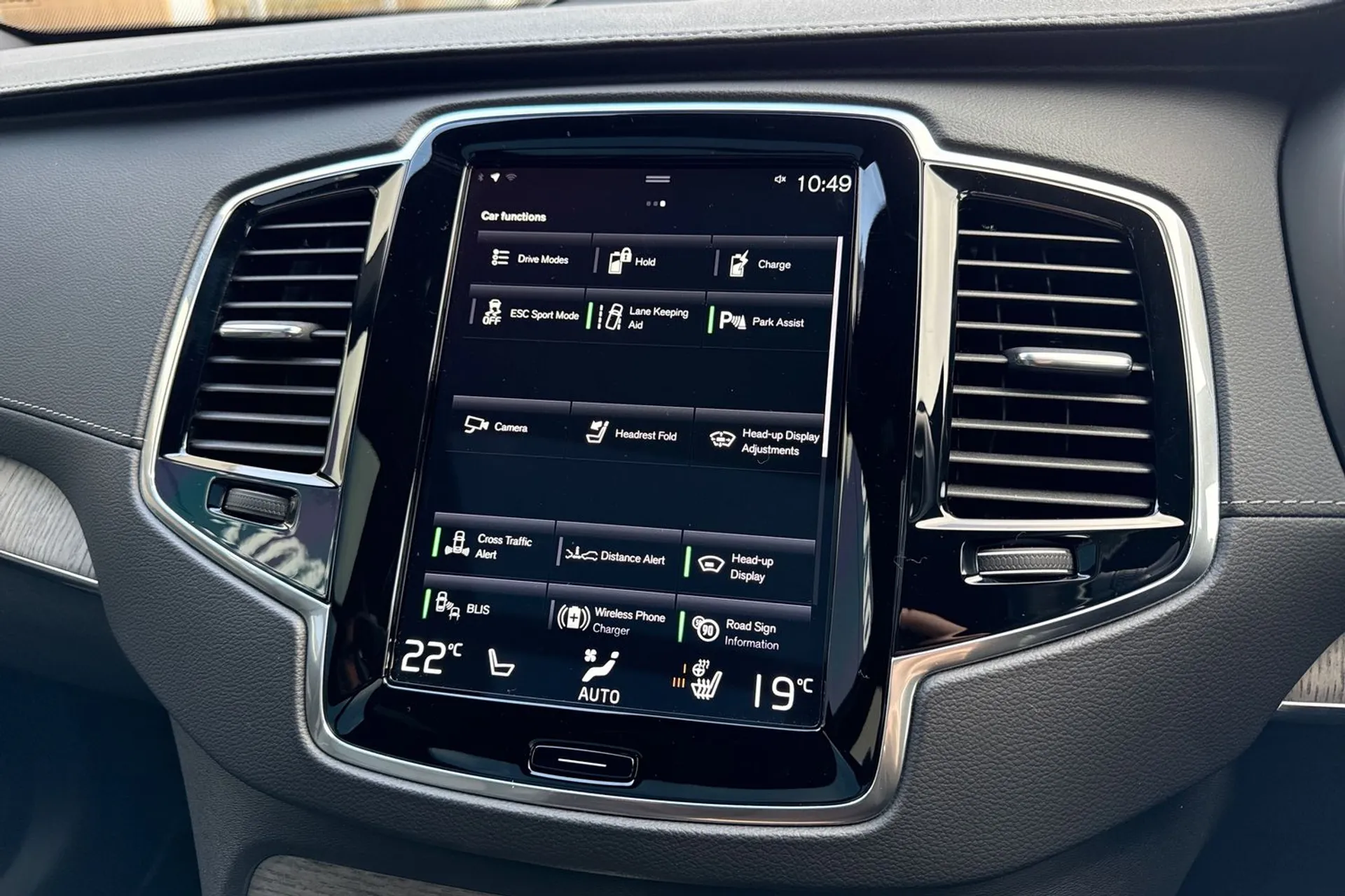 Volvo XC90 thumbnail image number 44