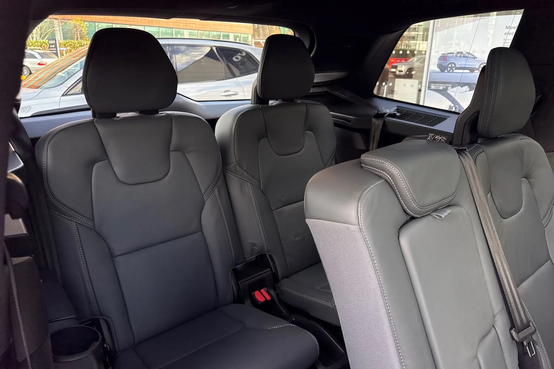 Volvo XC90 thumbnail image number 7