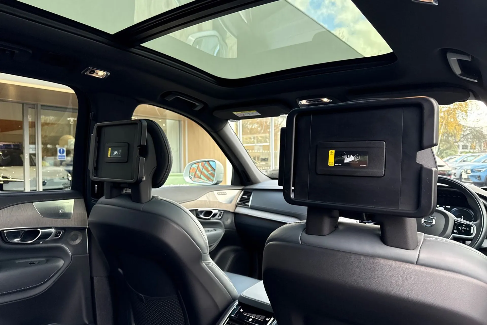 Volvo XC90 thumbnail image number 27