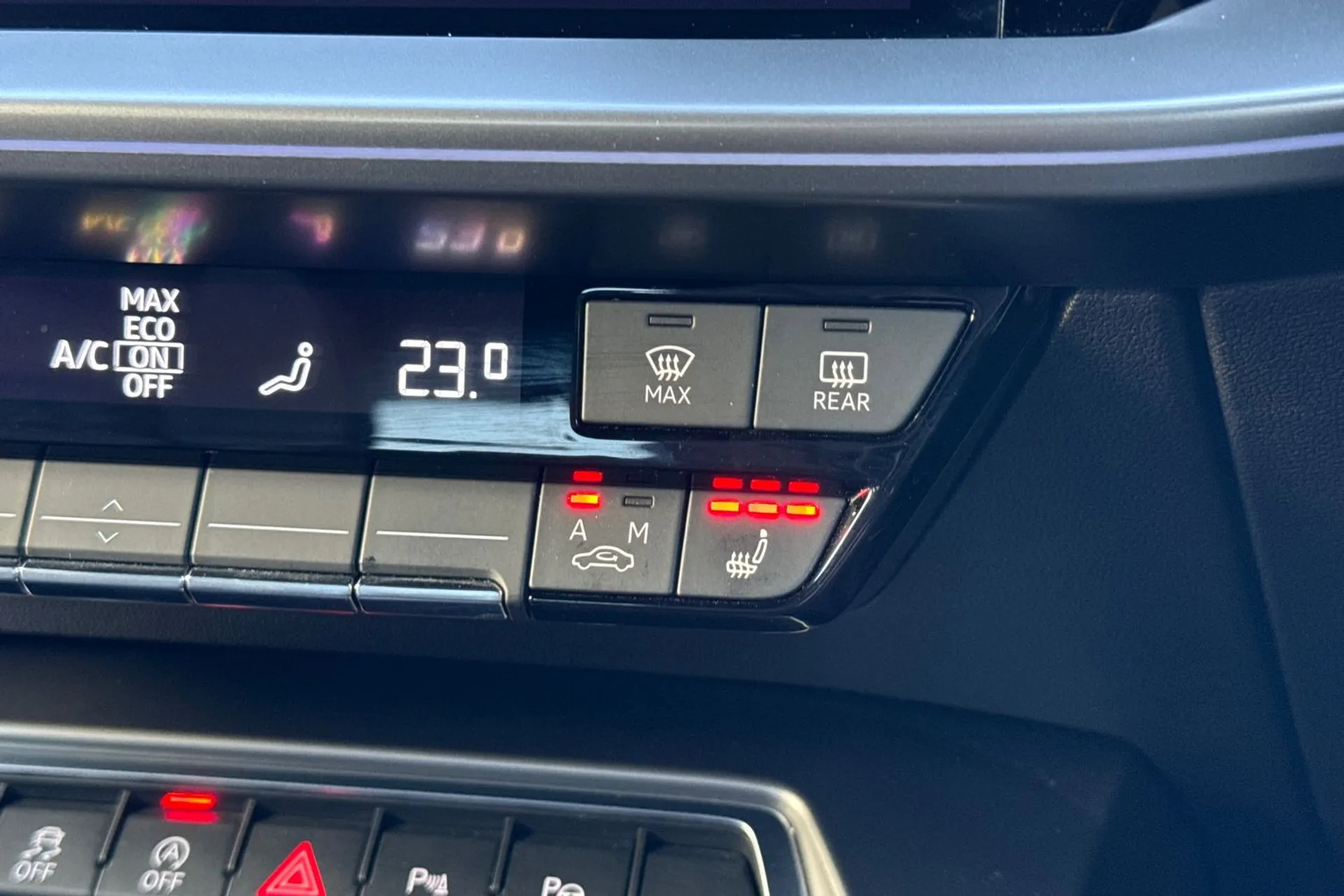 Audi A3 thumbnail image number 31