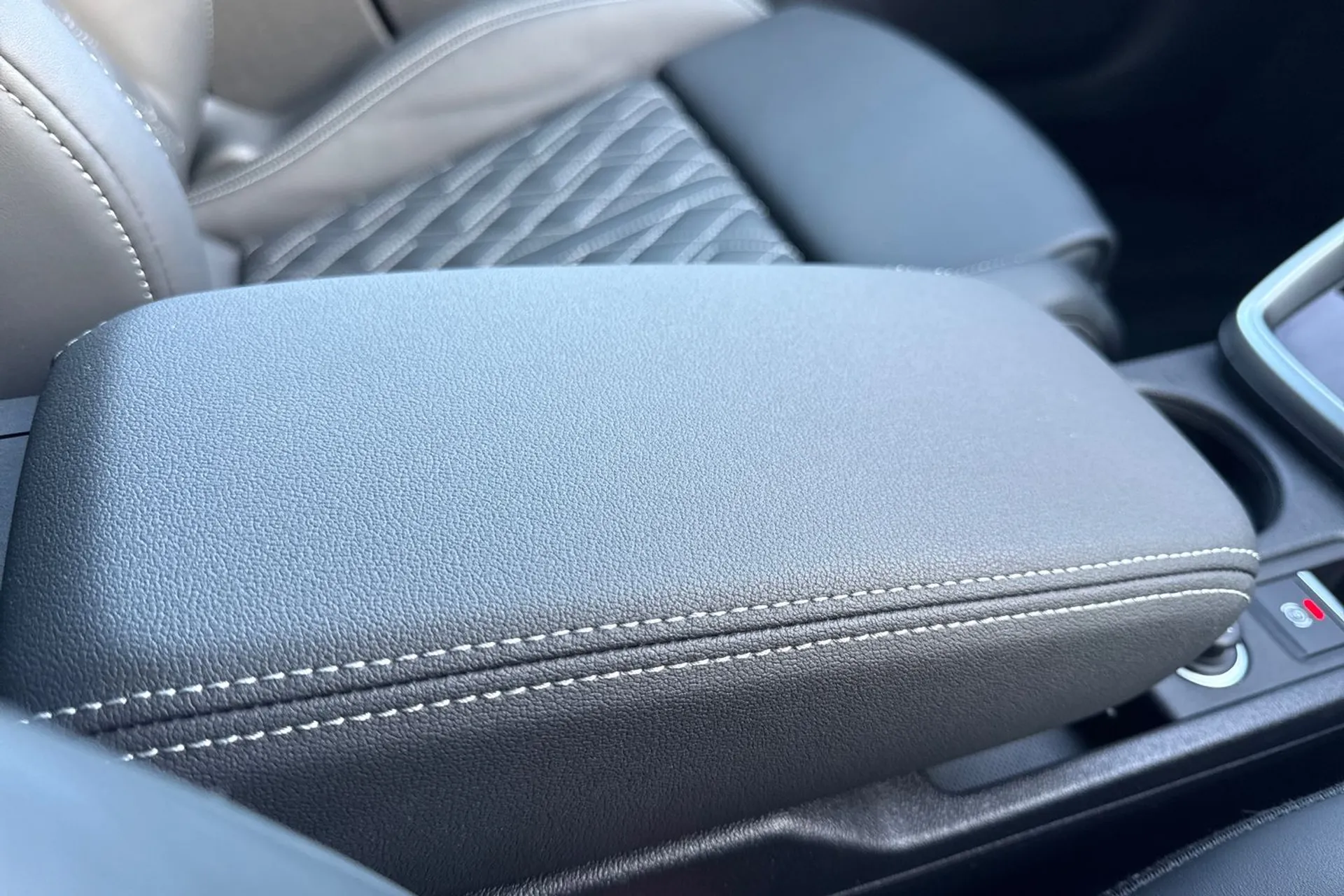 Audi A3 thumbnail image number 52