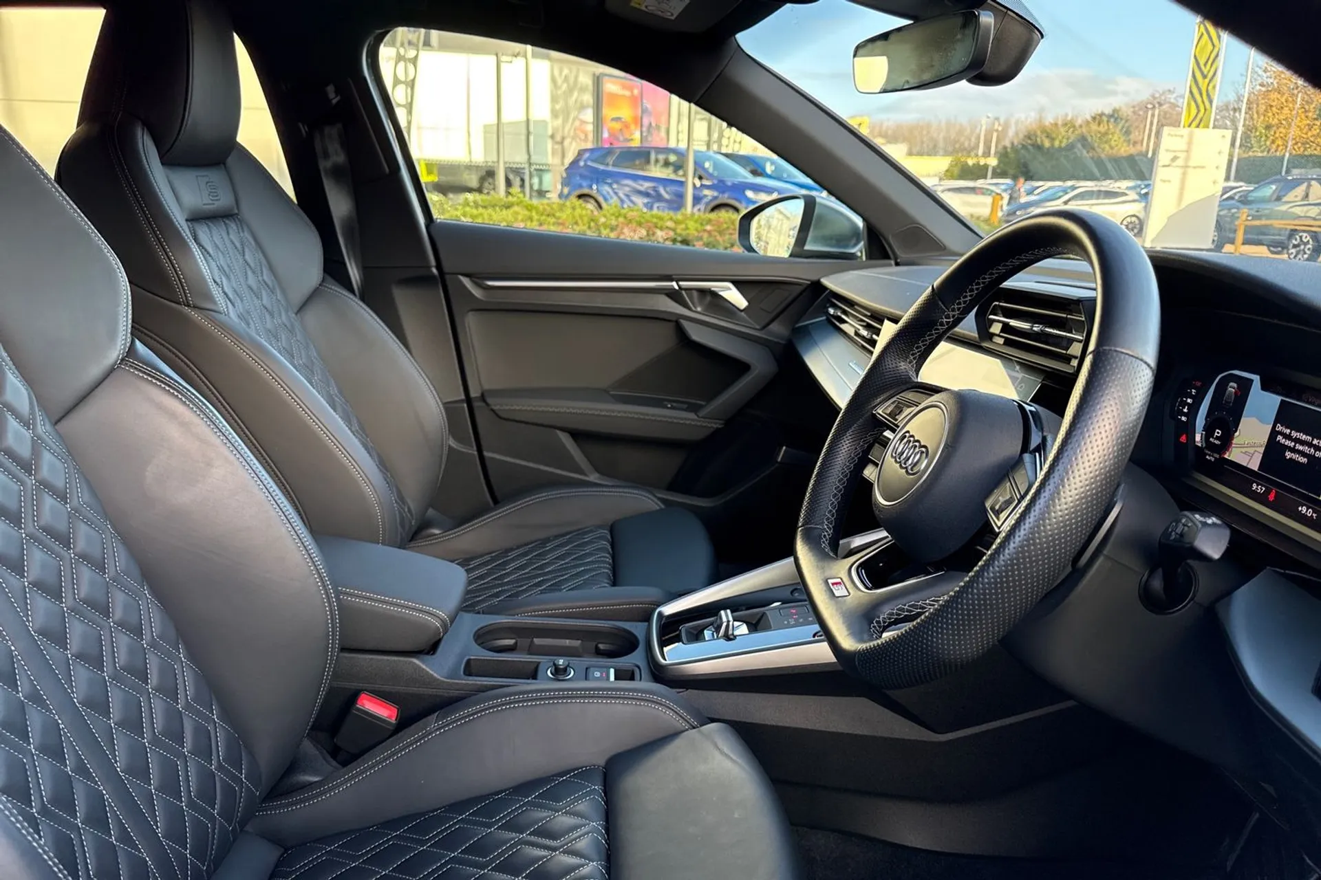 Audi A3 thumbnail image number 32