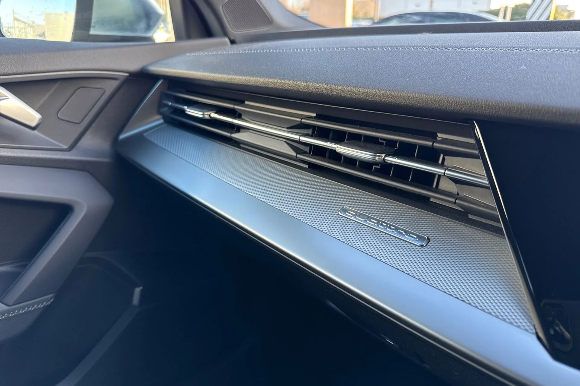 Audi A3 thumbnail image number 45