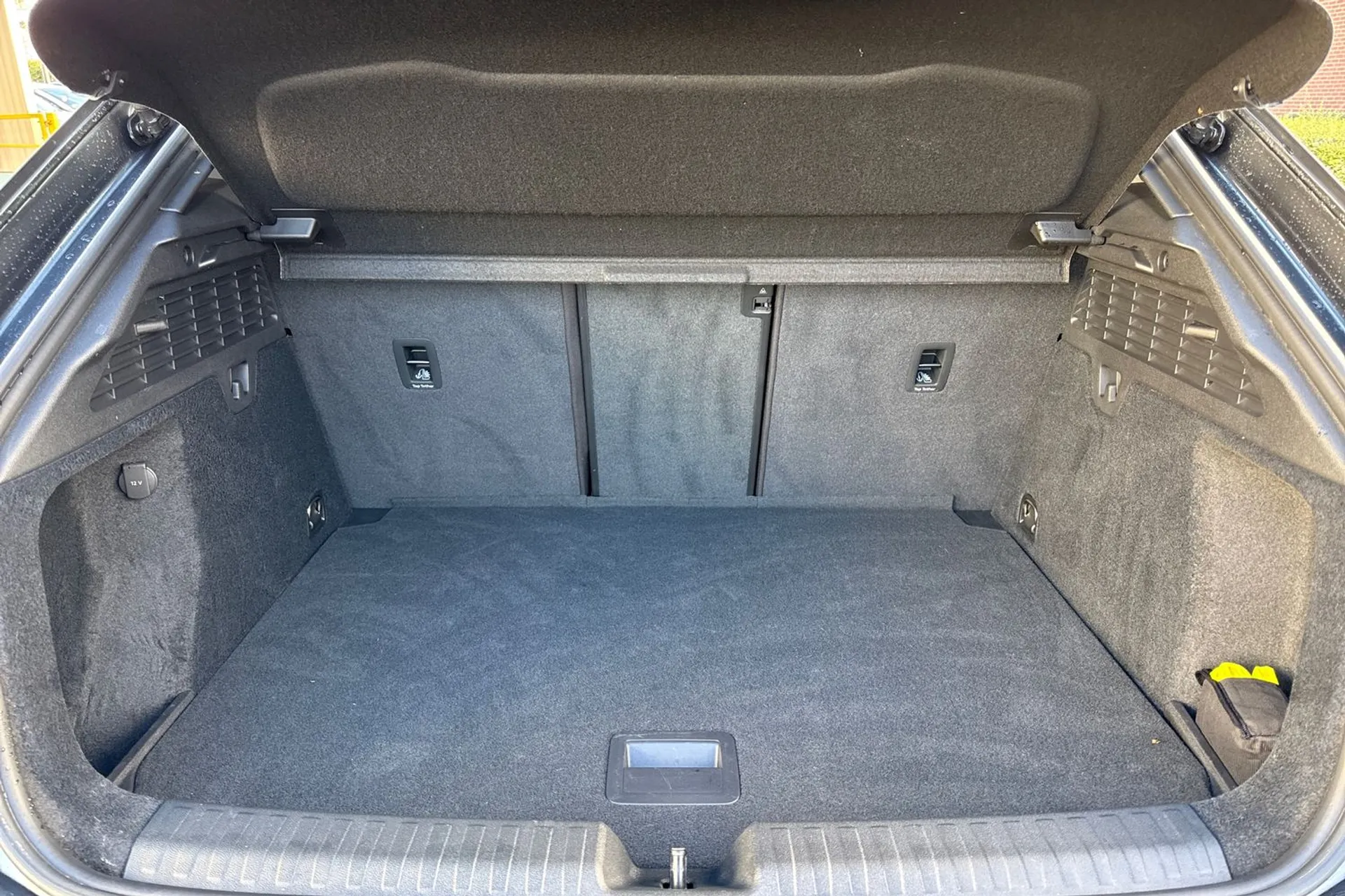 Audi A3 thumbnail image number 21