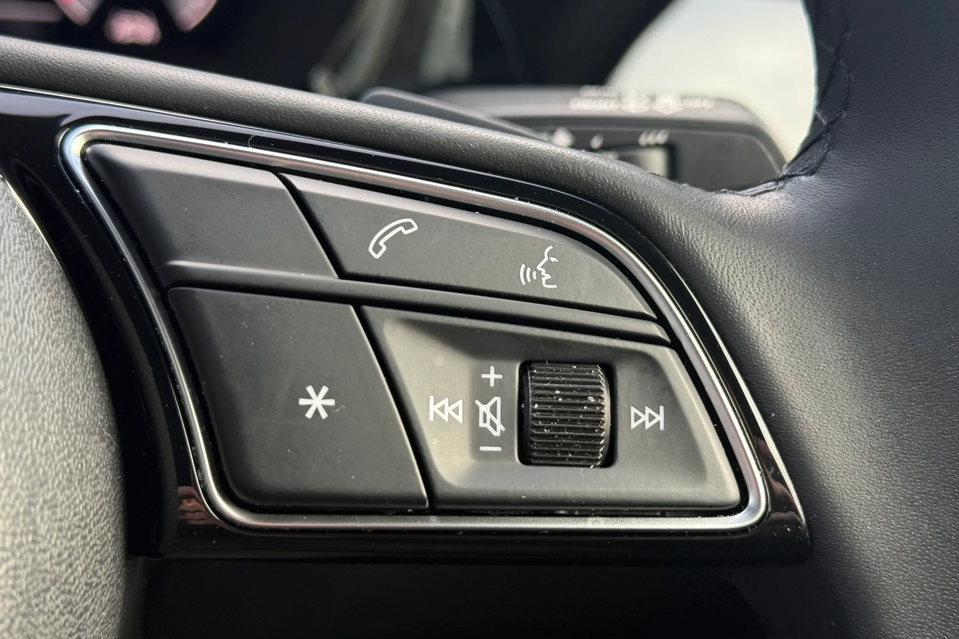 Audi A3 thumbnail image number 16