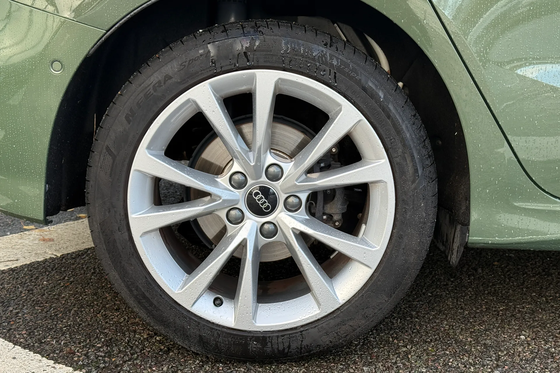 Audi A3 thumbnail image number 28