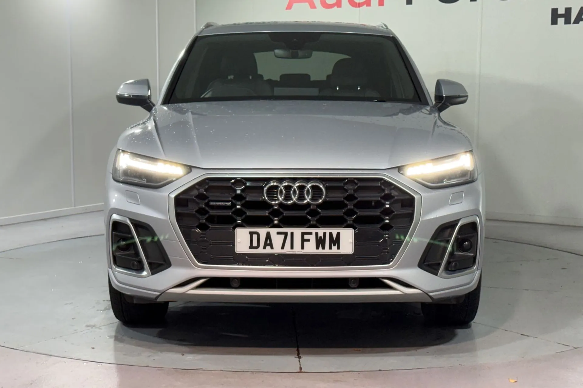 Audi Q5 thumbnail image number 9