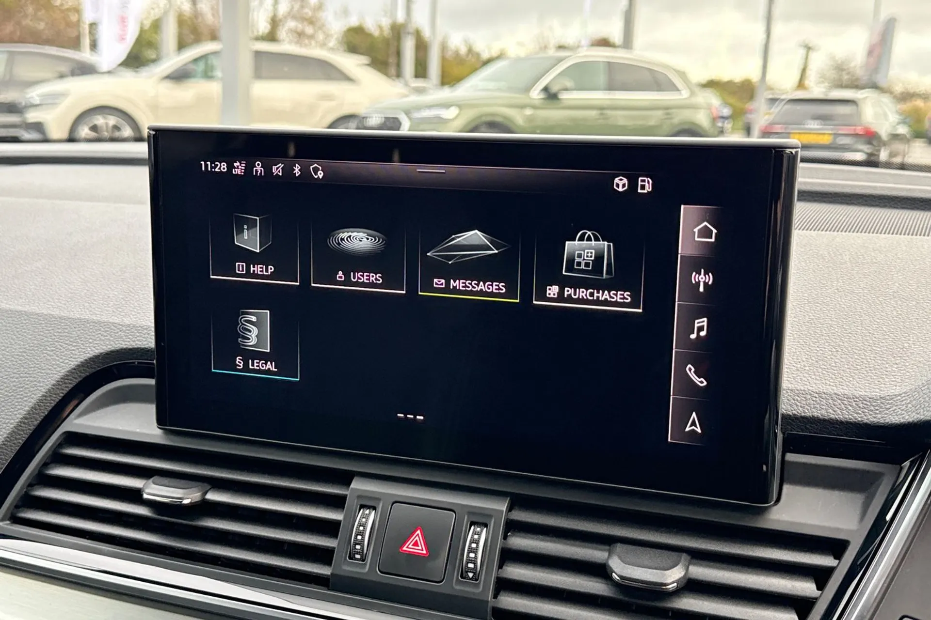 Audi Q5 thumbnail image number 32