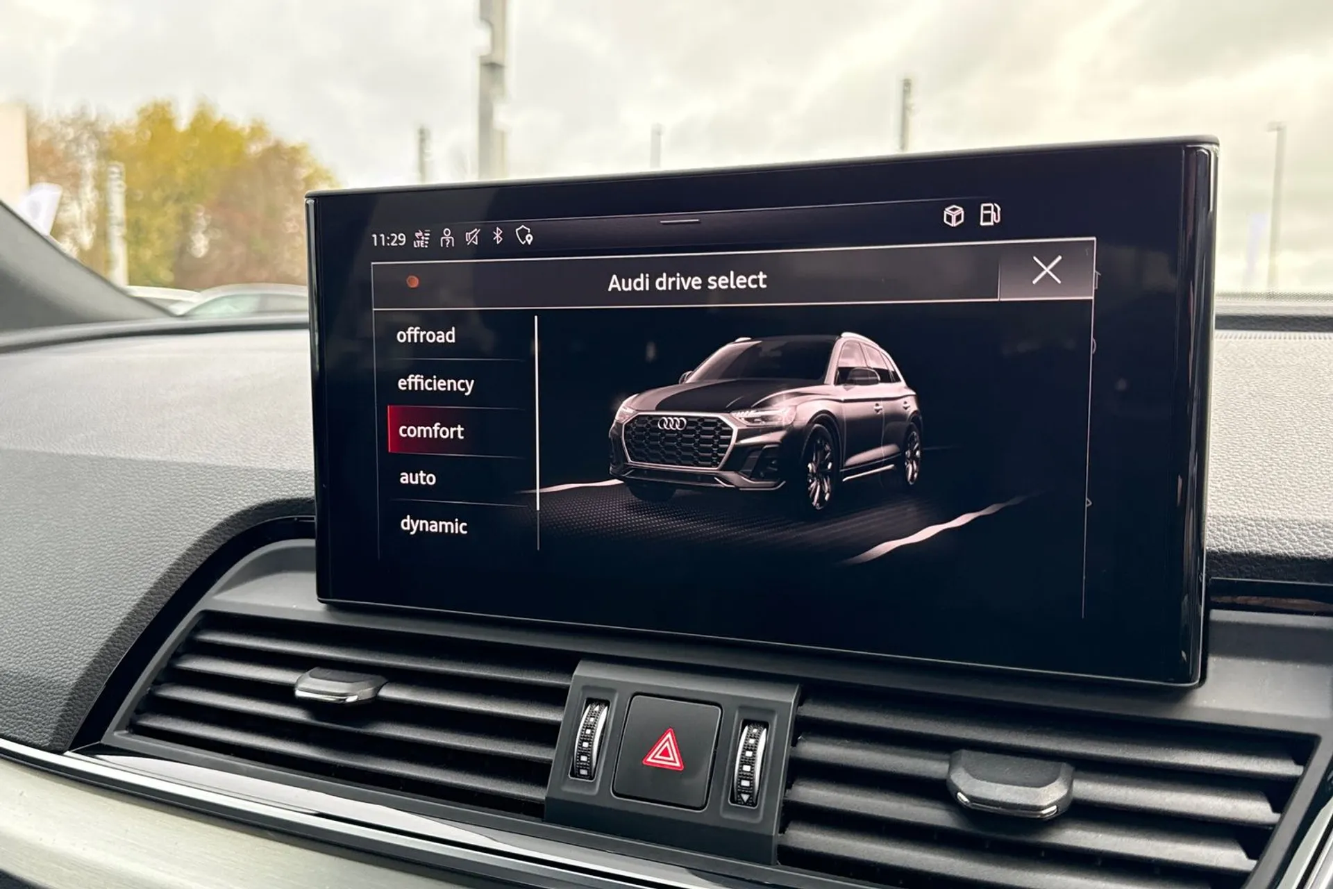 Audi Q5 thumbnail image number 28