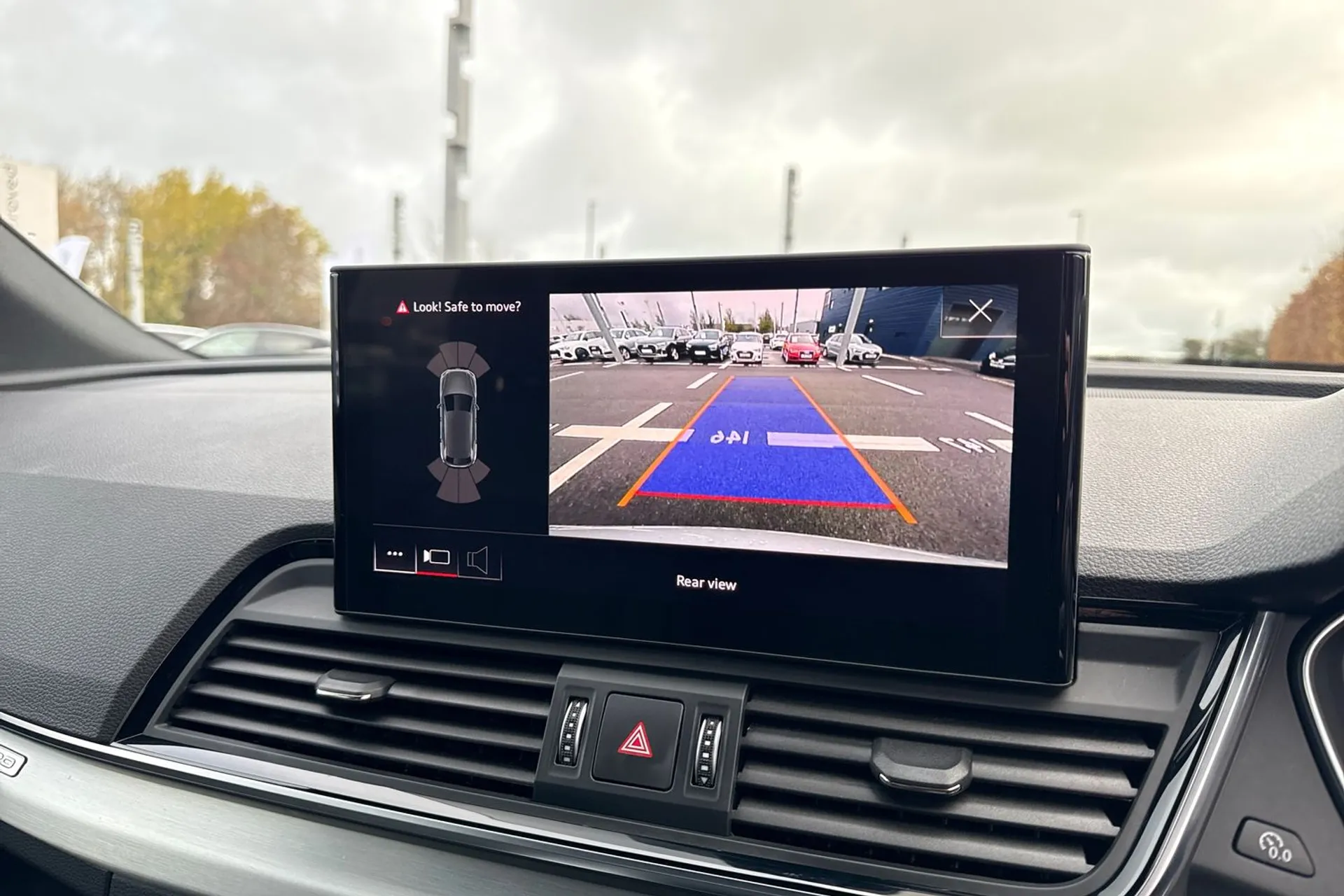 Audi Q5 thumbnail image number 5