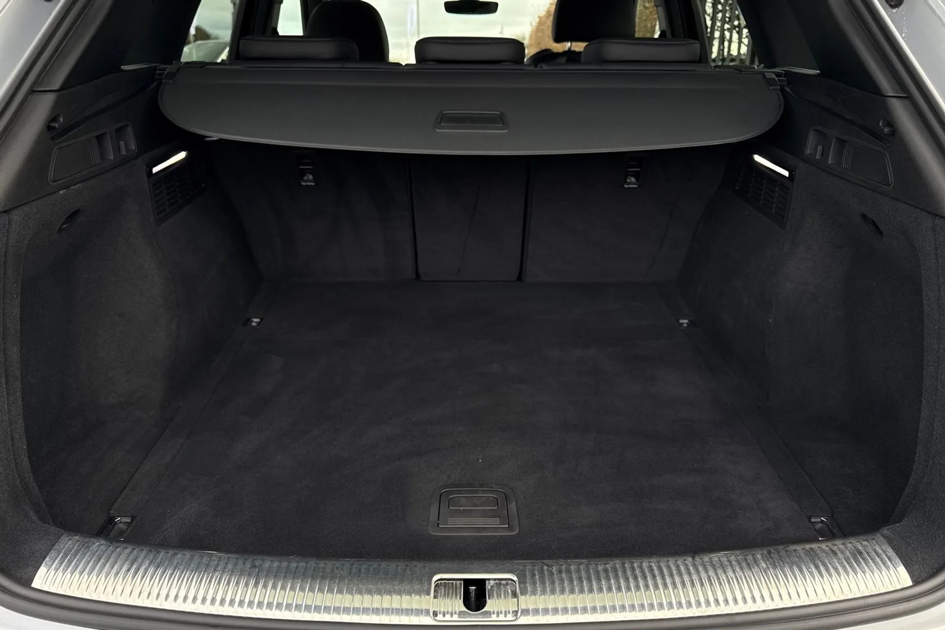 Audi Q5 thumbnail image number 19