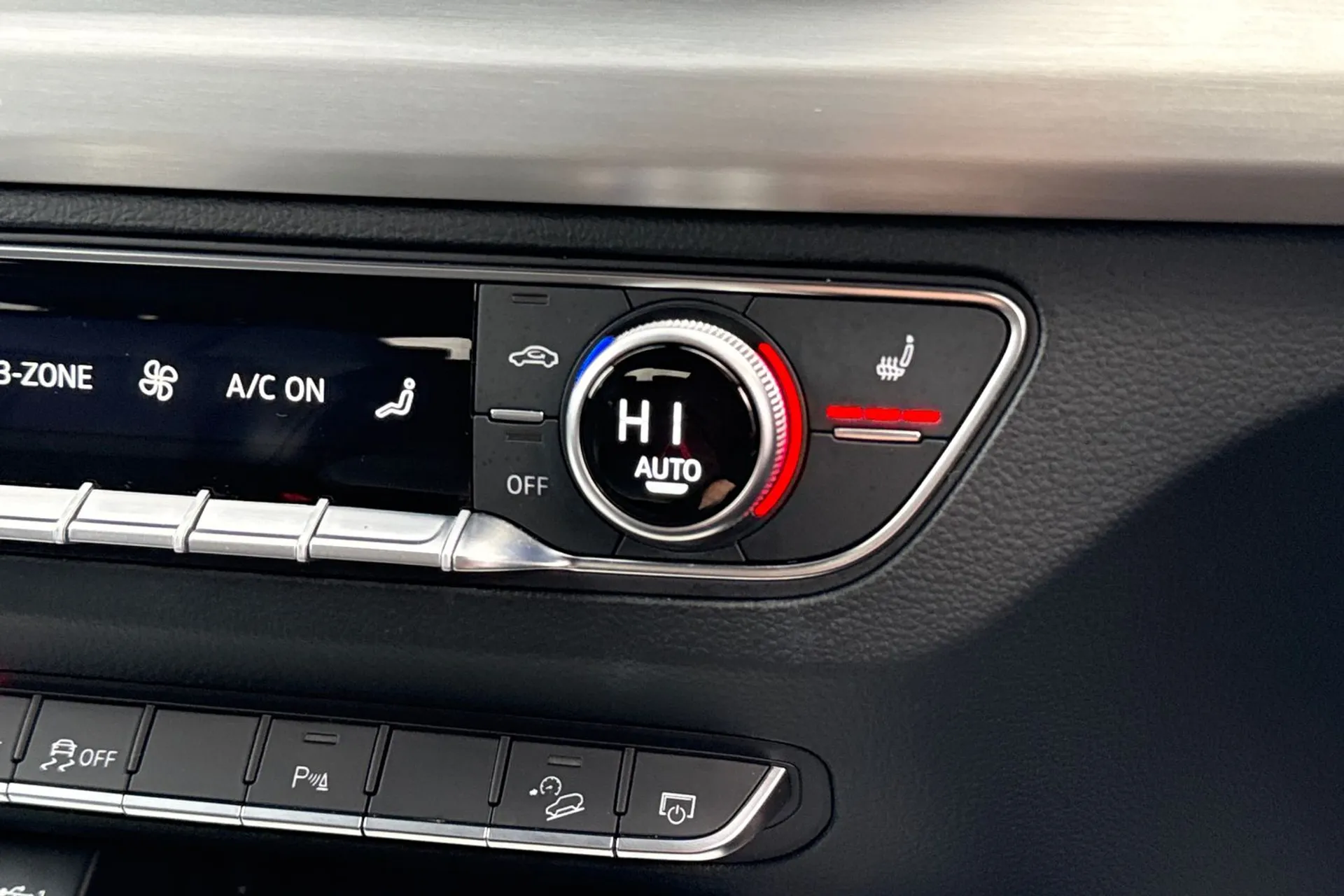 Audi Q5 thumbnail image number 24