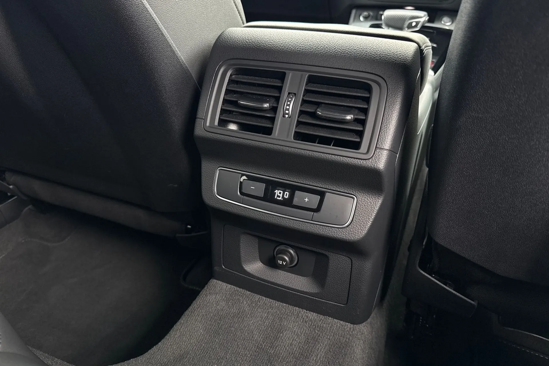 Audi Q5 thumbnail image number 51