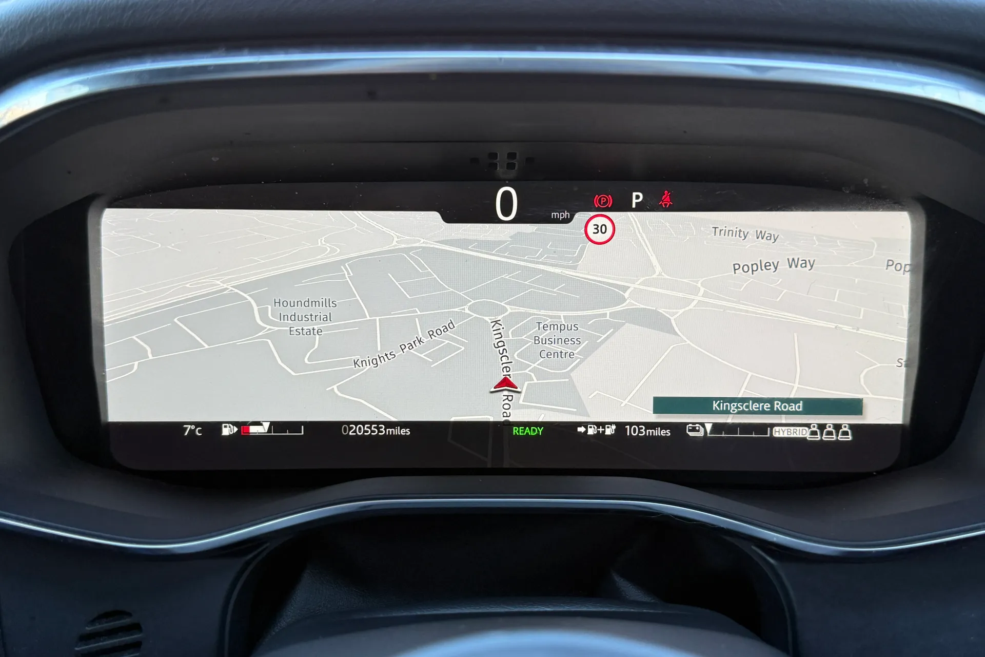 Jaguar F-PACE thumbnail image number 22