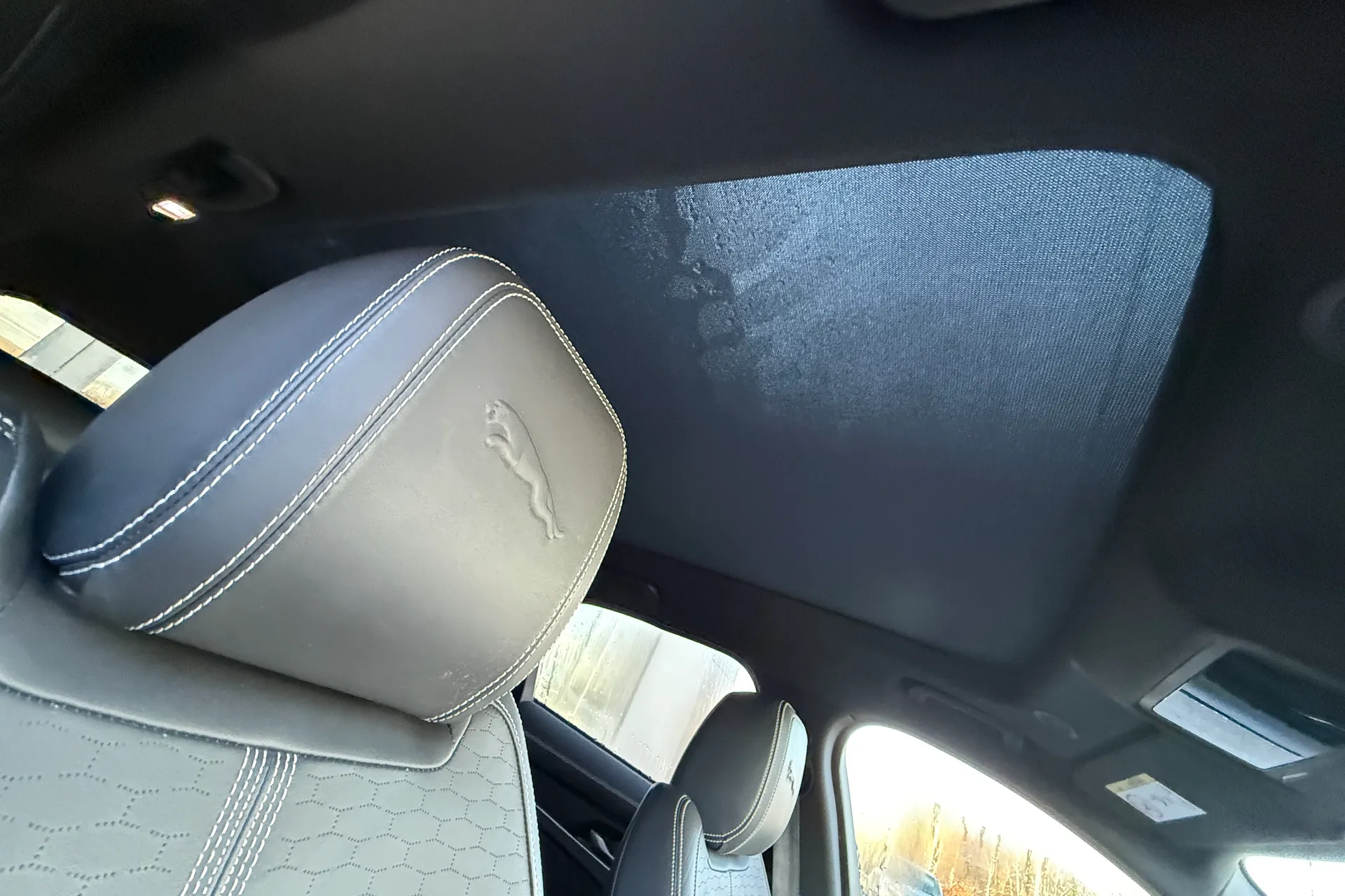 Jaguar F-PACE thumbnail image number 36