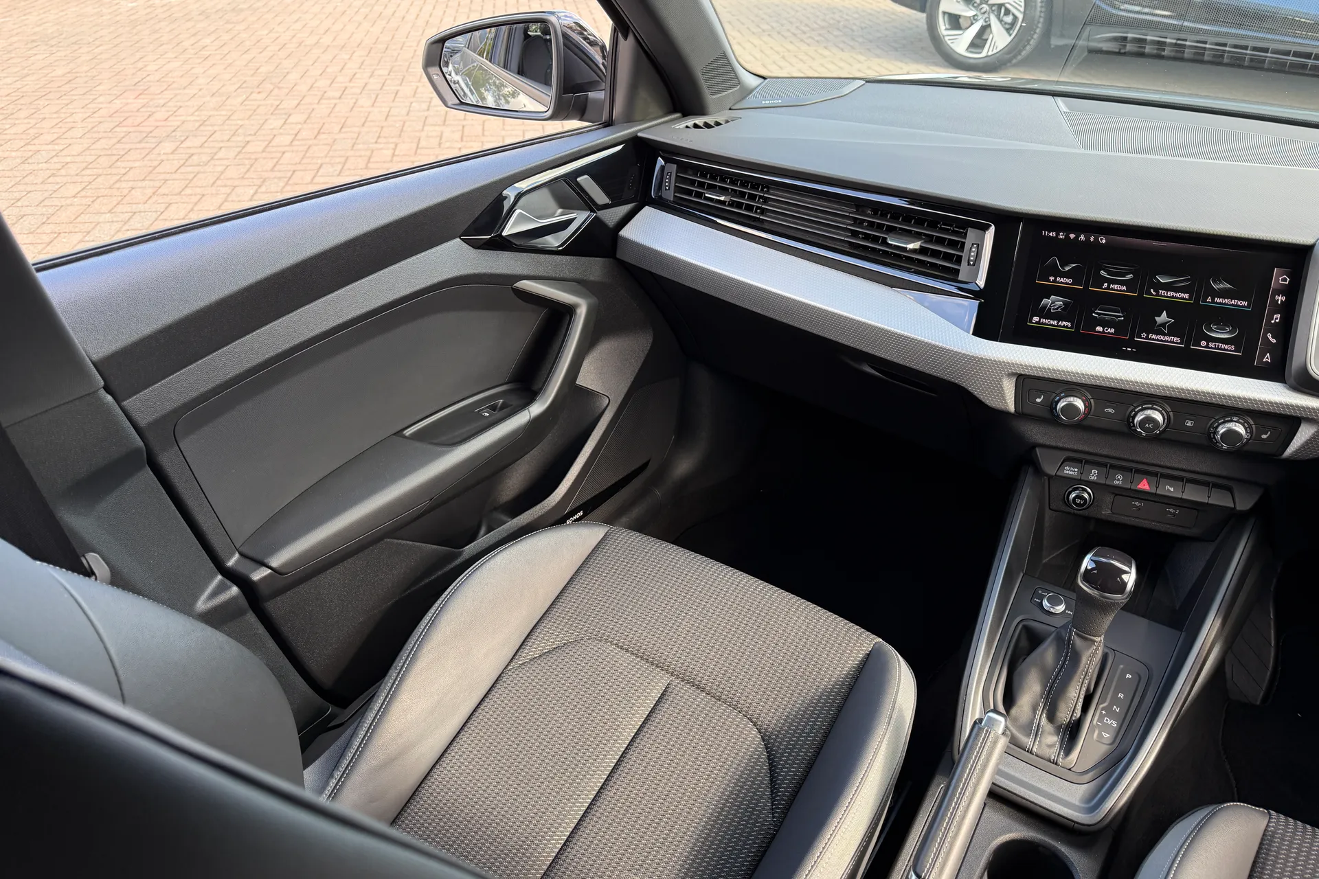 Audi A1 thumbnail image number 38