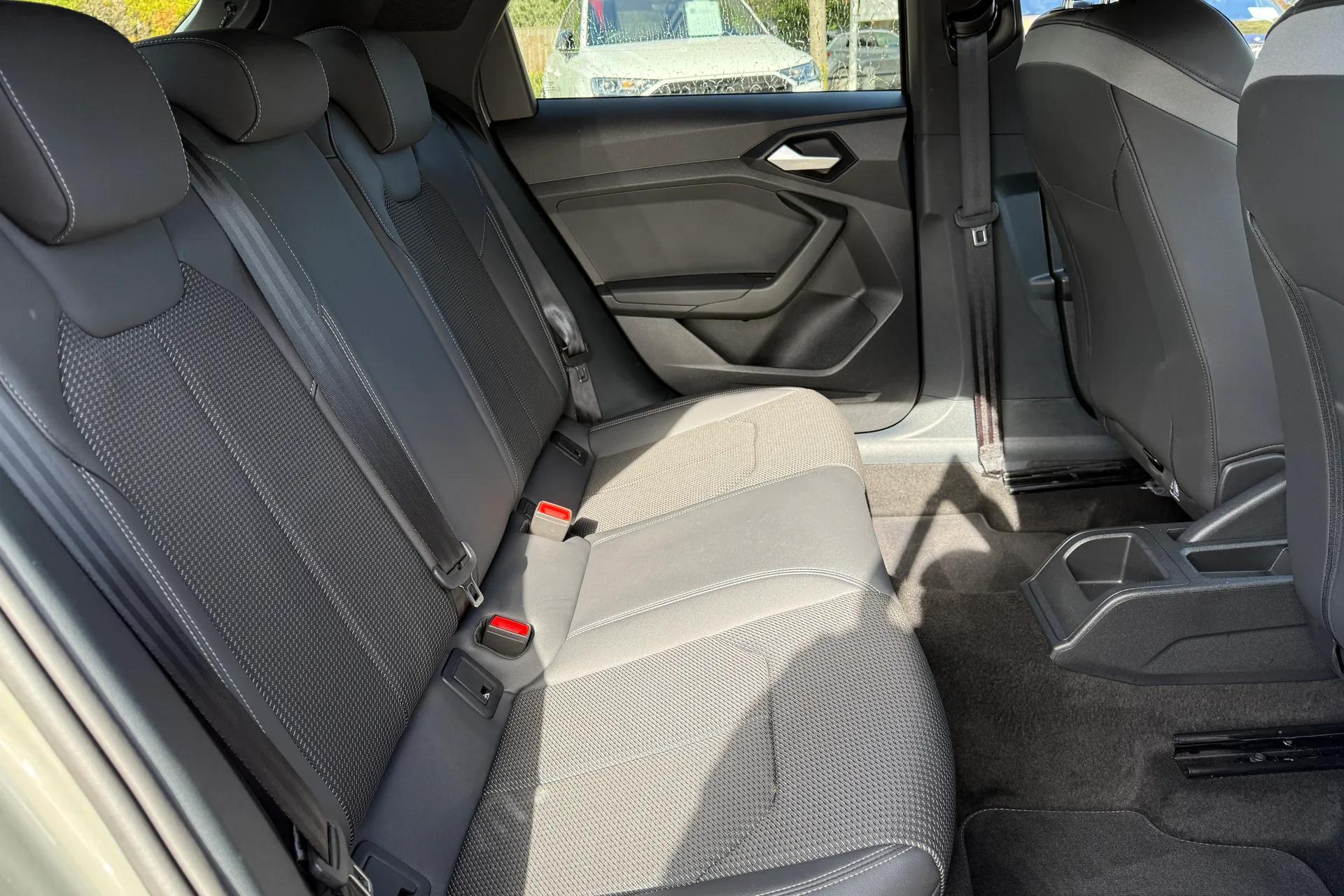 Audi A1 thumbnail image number 43