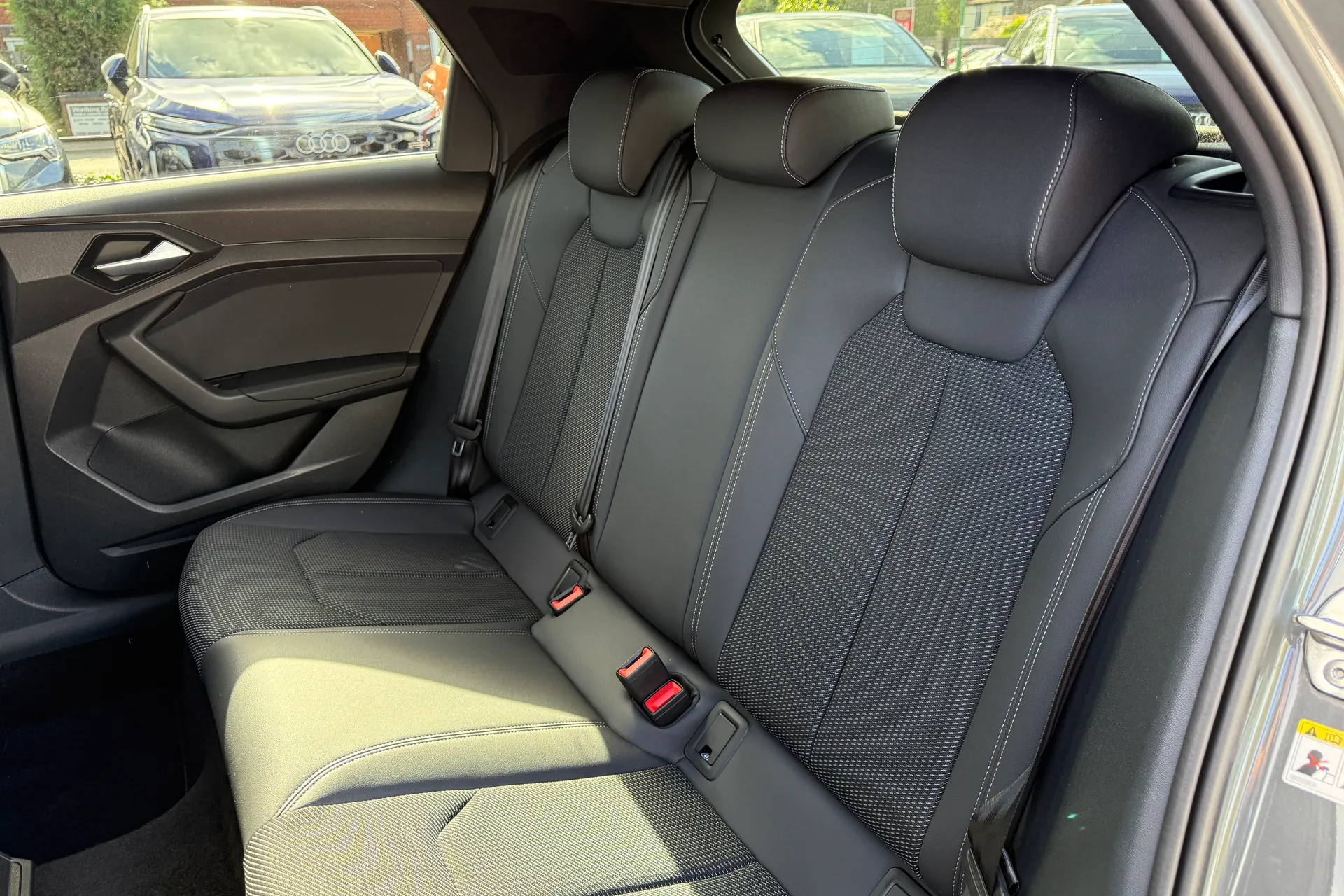 Audi A1 thumbnail image number 41