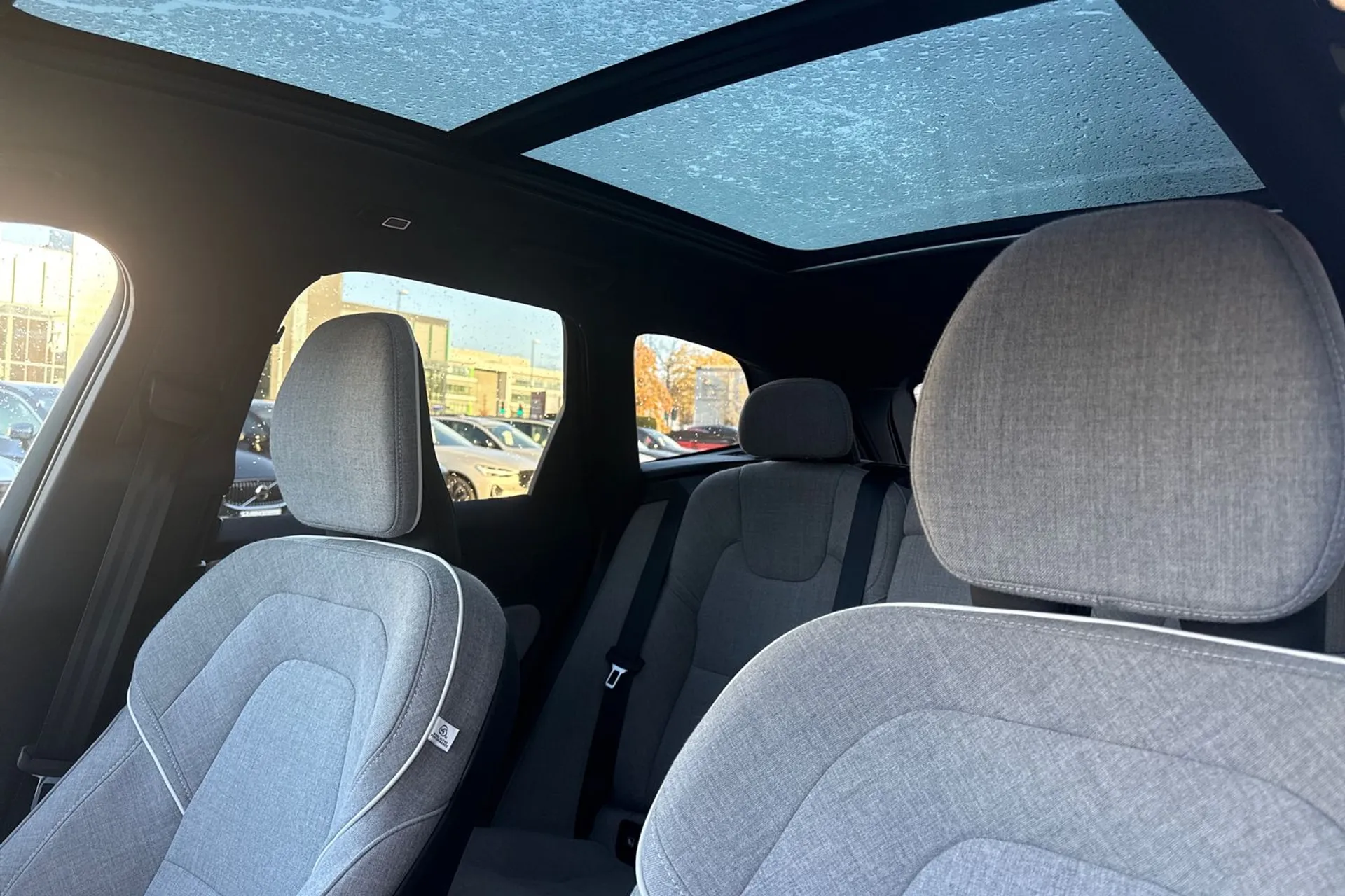 Volvo XC60 thumbnail image number 29