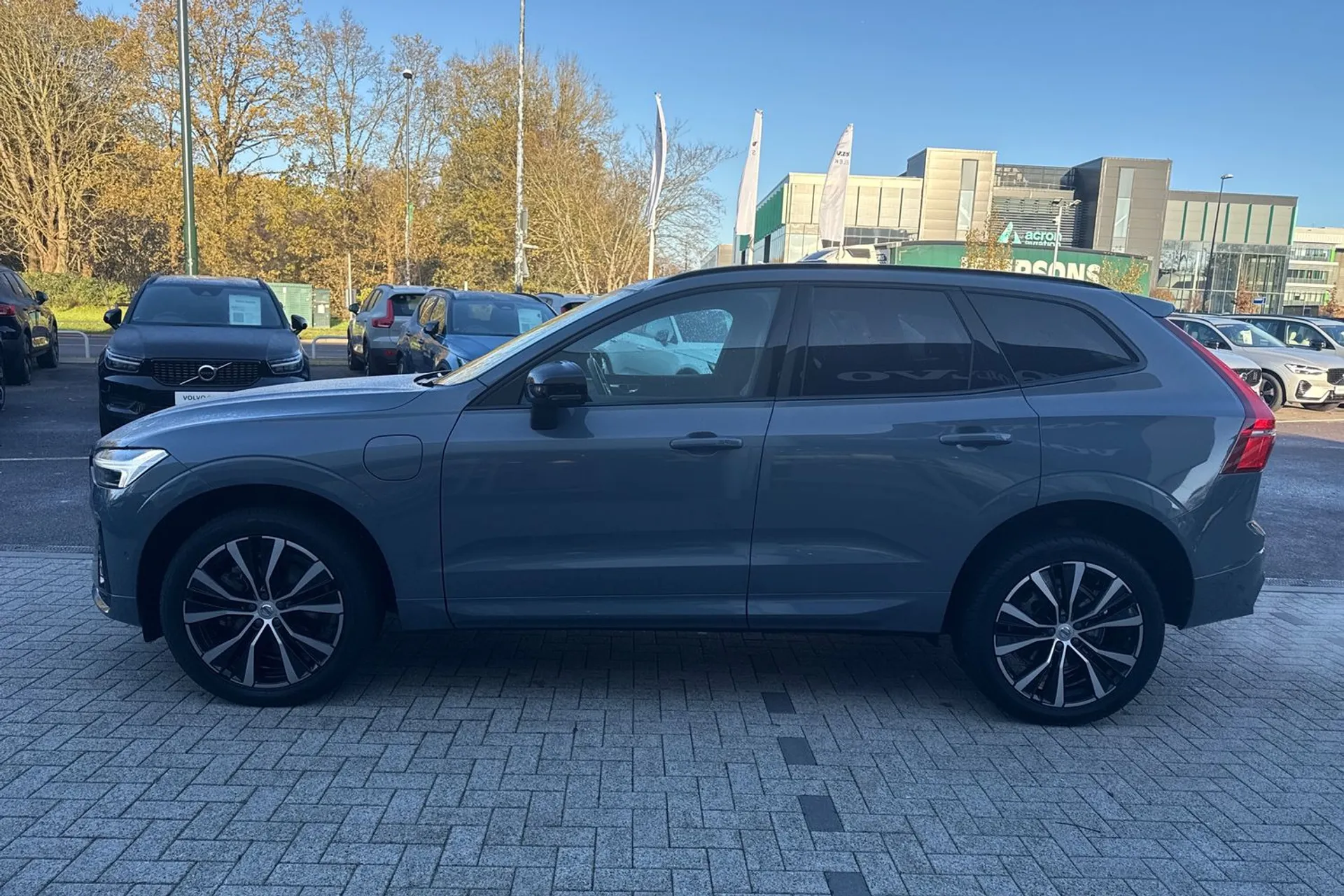 Volvo XC60 thumbnail image number 11