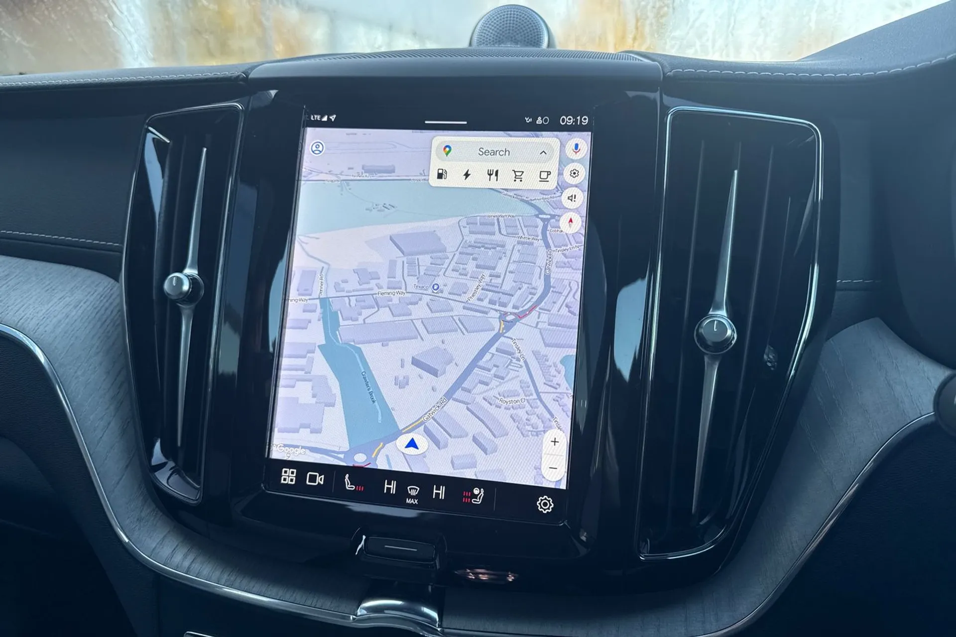 Volvo XC60 thumbnail image number 5