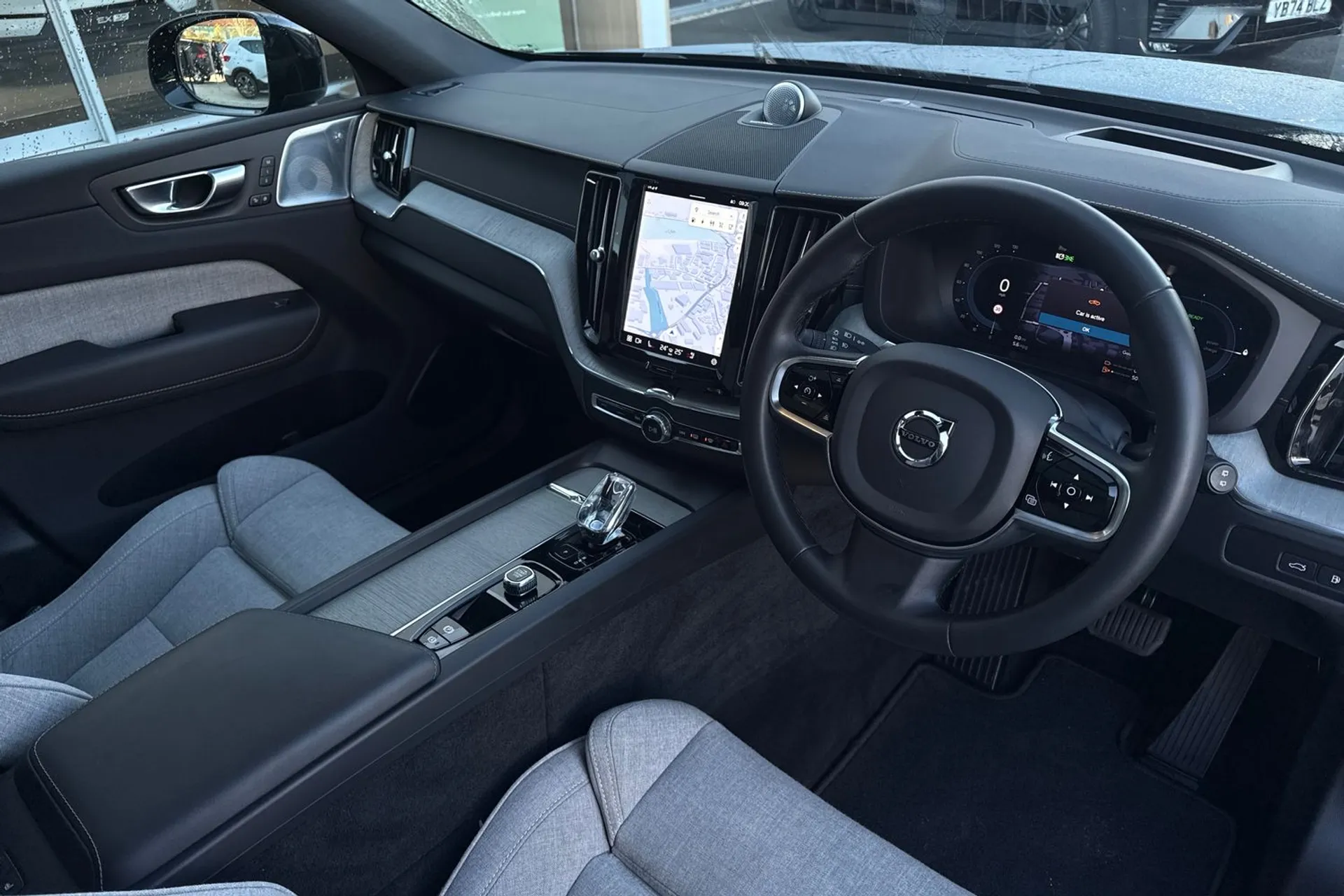 Volvo XC60 thumbnail image number 6