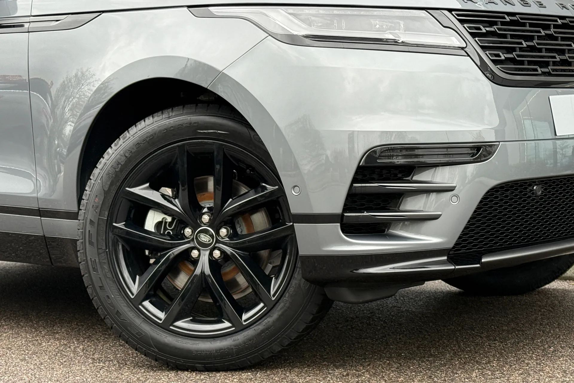 LAND ROVER RANGE ROVER VELAR thumbnail image number 10