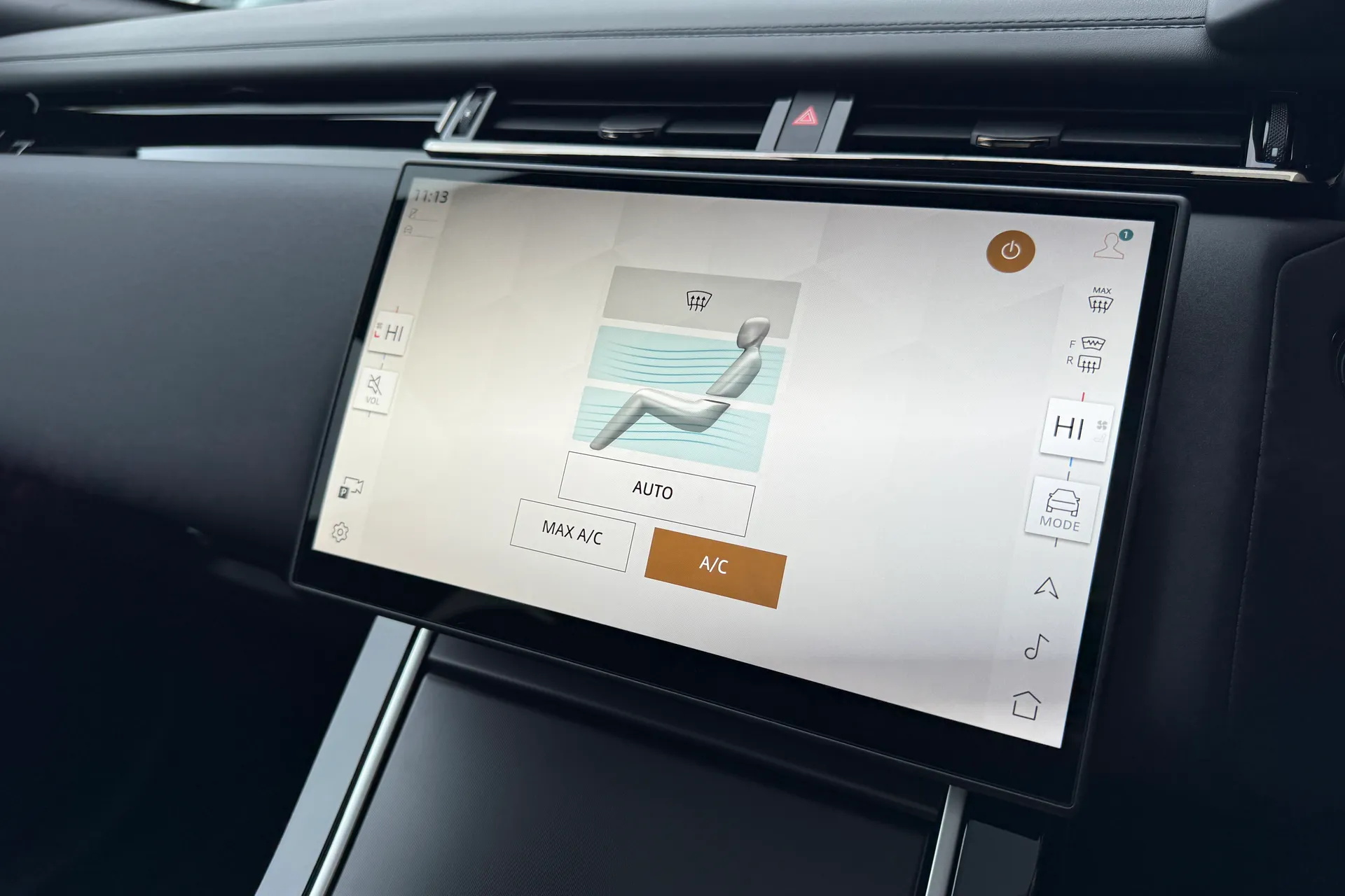 LAND ROVER RANGE ROVER VELAR thumbnail image number 55