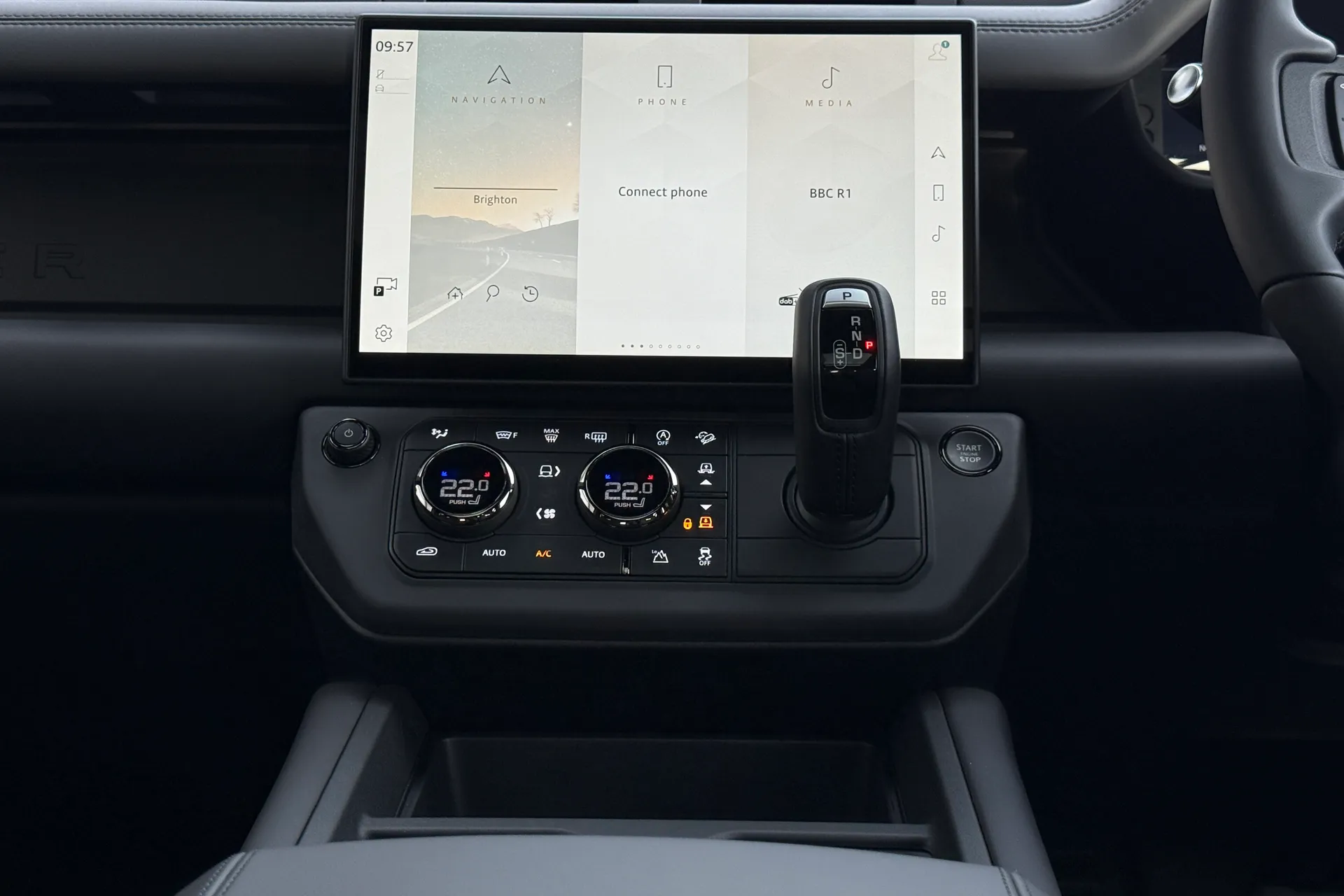 LAND ROVER Defender 110 thumbnail image number 57