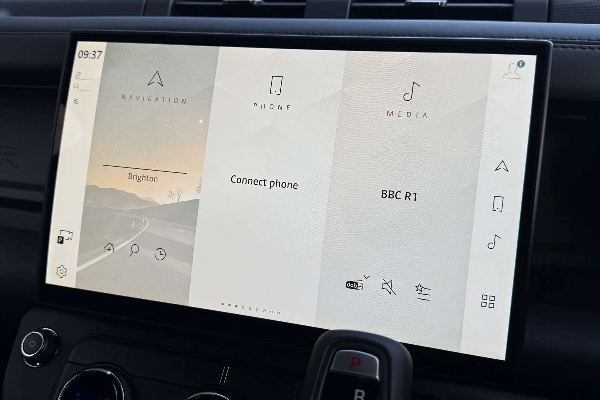 LAND ROVER Defender 110 thumbnail image number 43