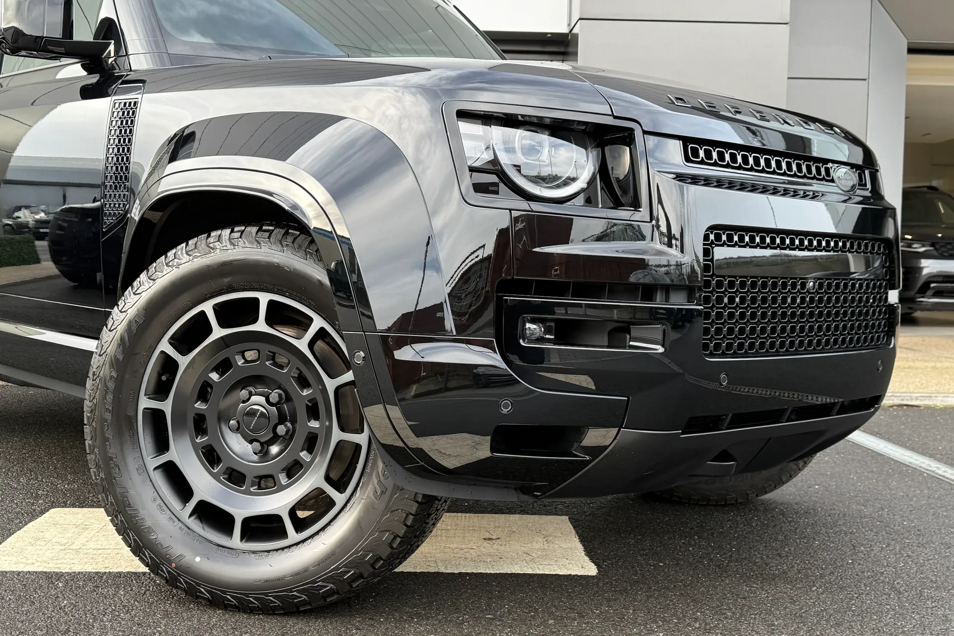 LAND ROVER Defender 110 thumbnail image number 20