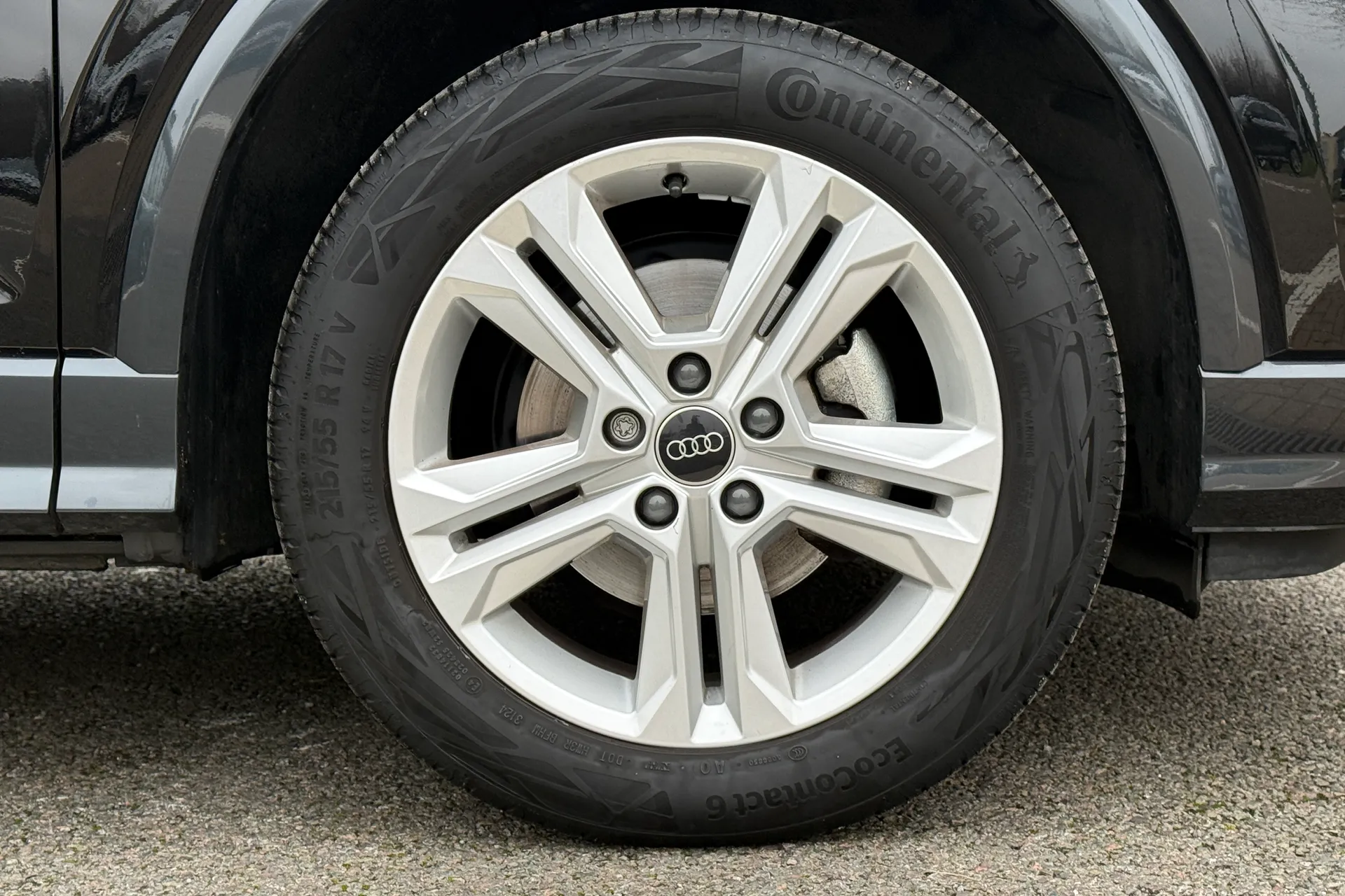 Audi Q2 thumbnail image number 24