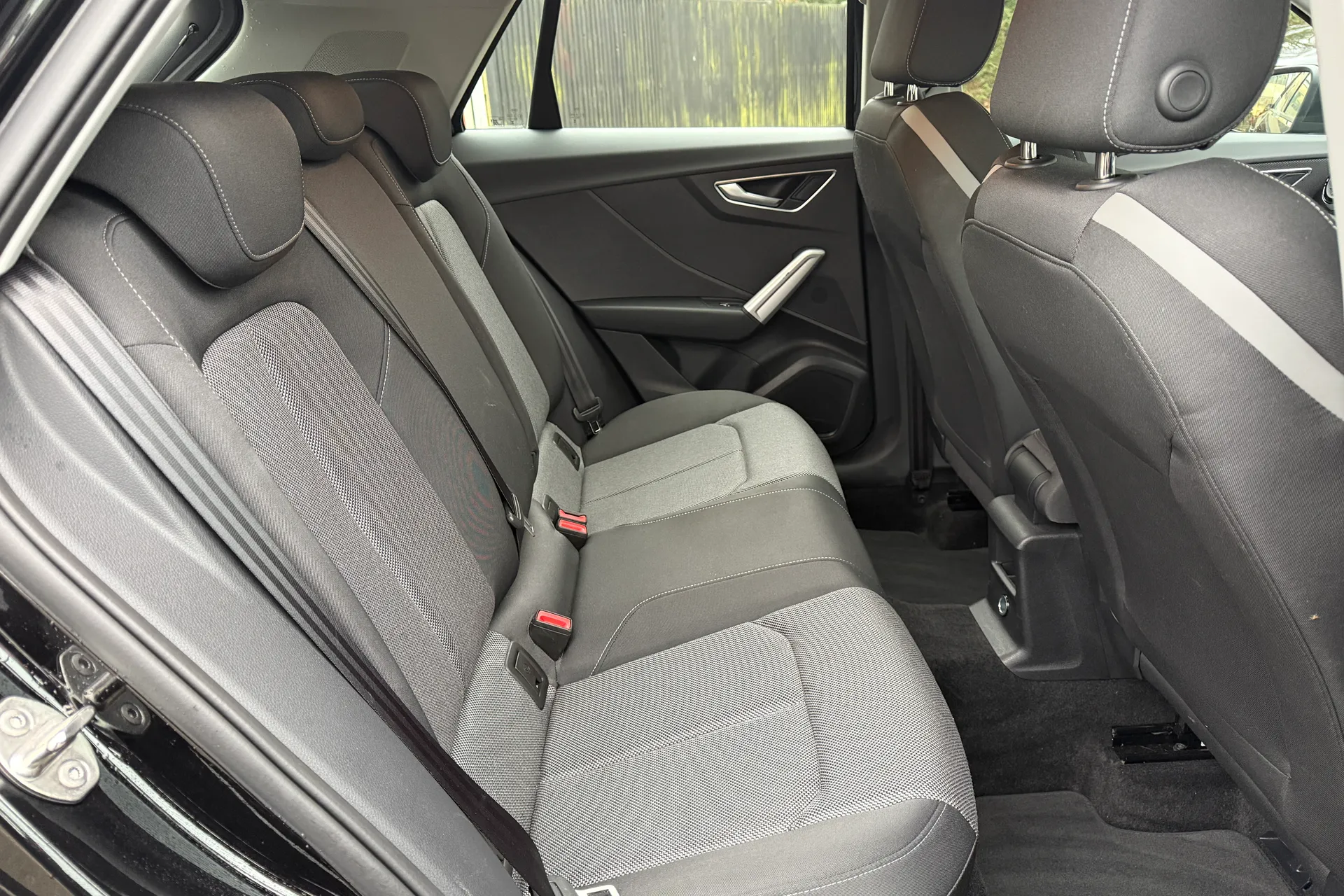 Audi Q2 thumbnail image number 11