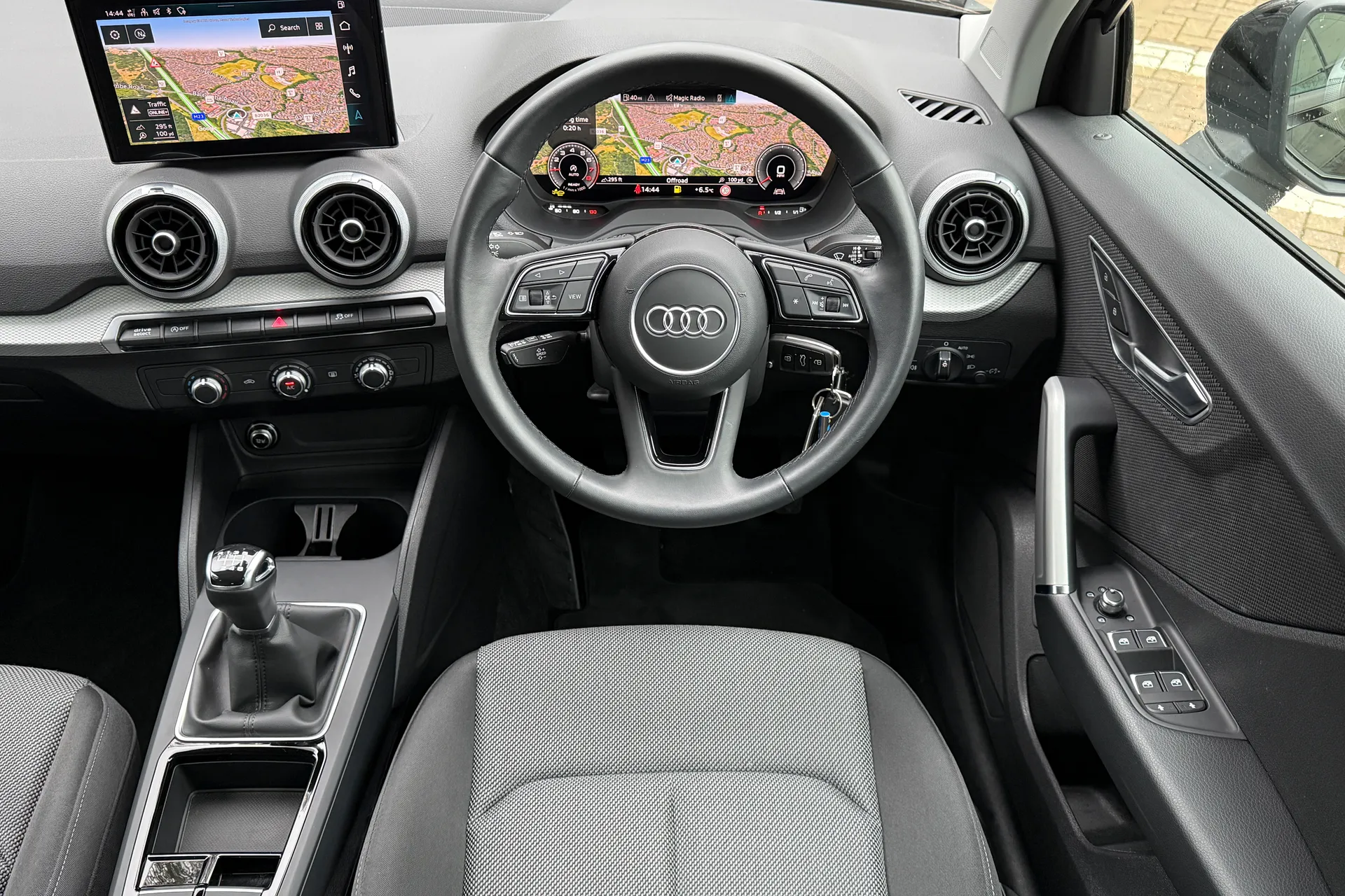 Audi Q2 thumbnail image number 5