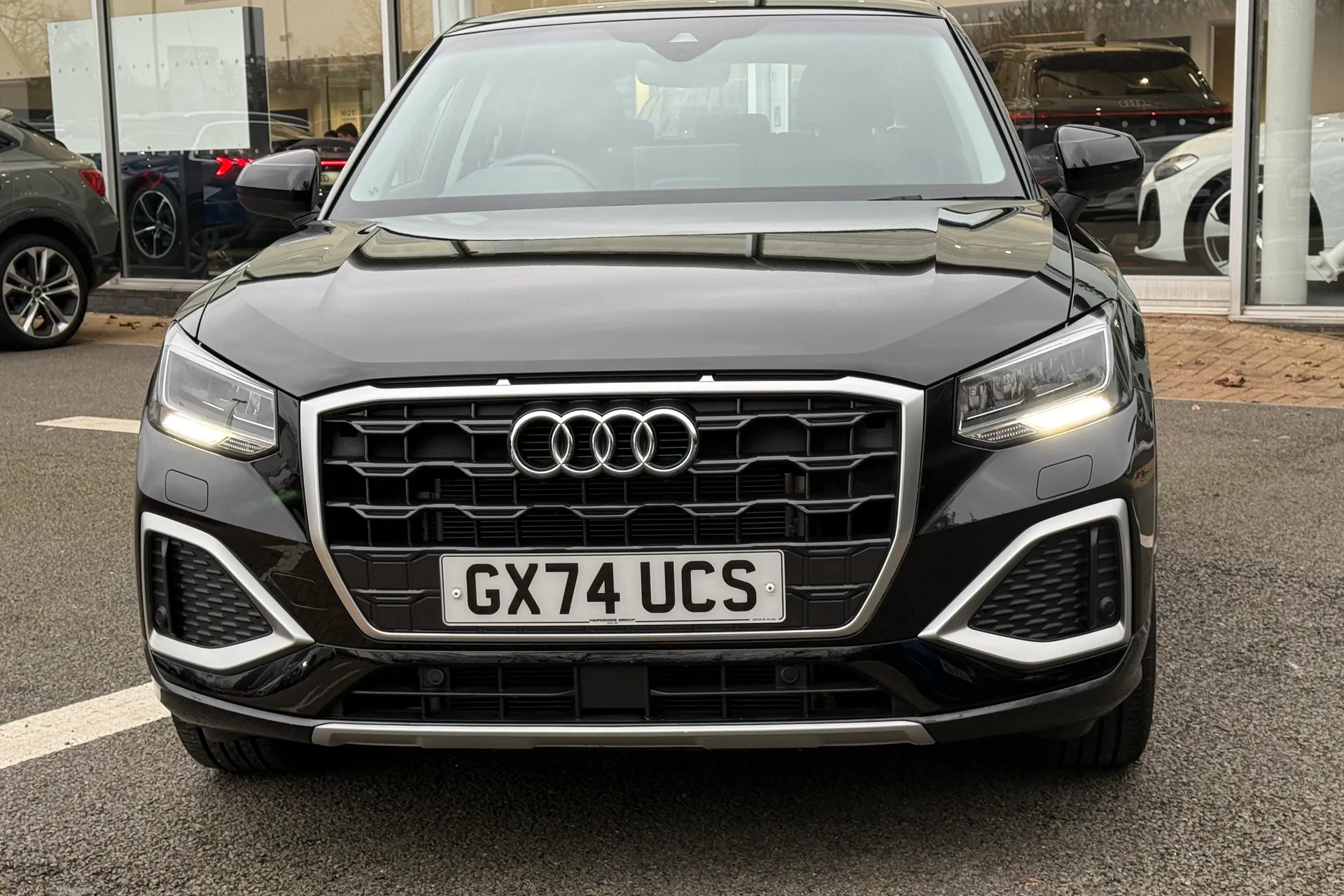 Audi Q2 thumbnail image number 18