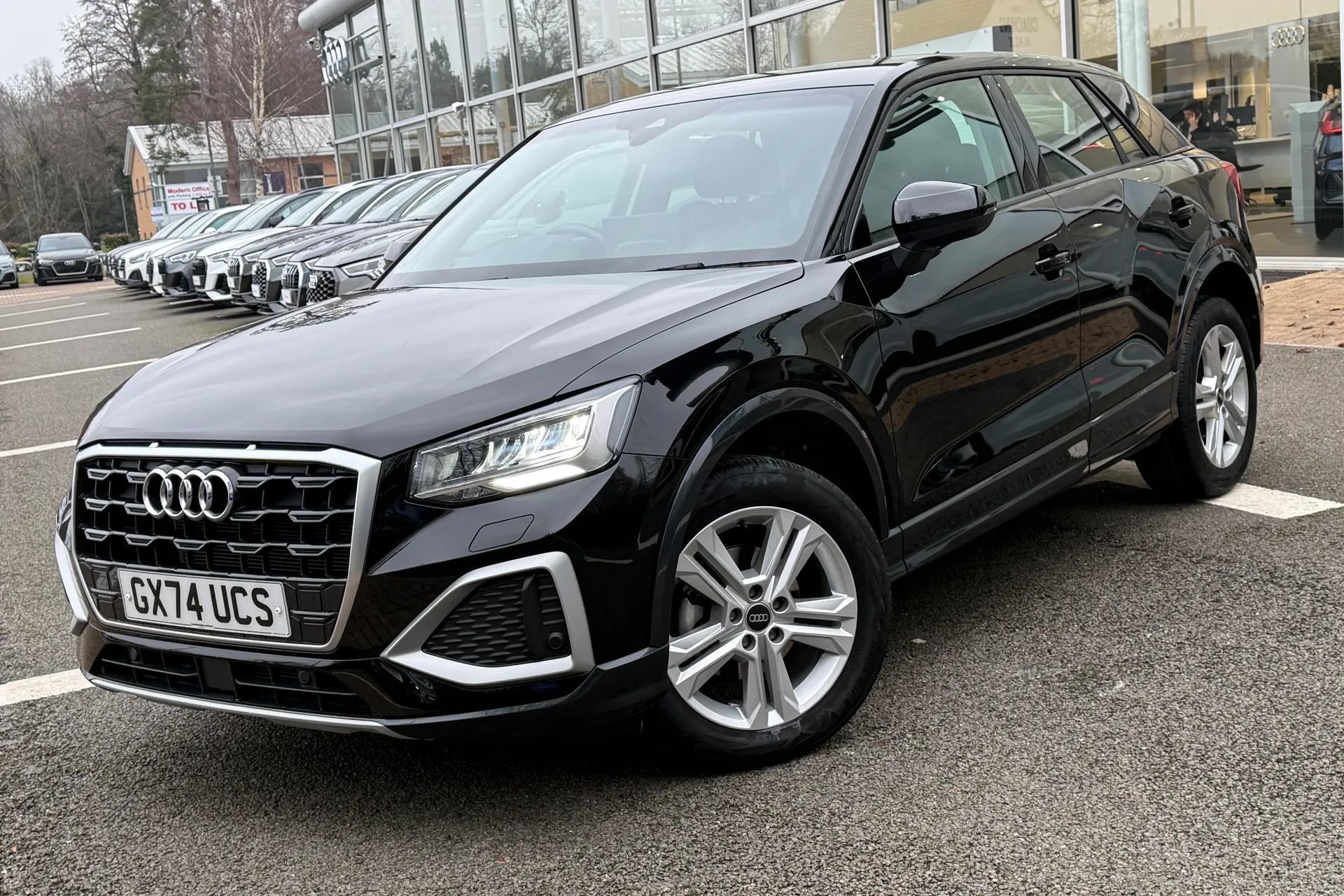 Audi Q2 thumbnail image number 17