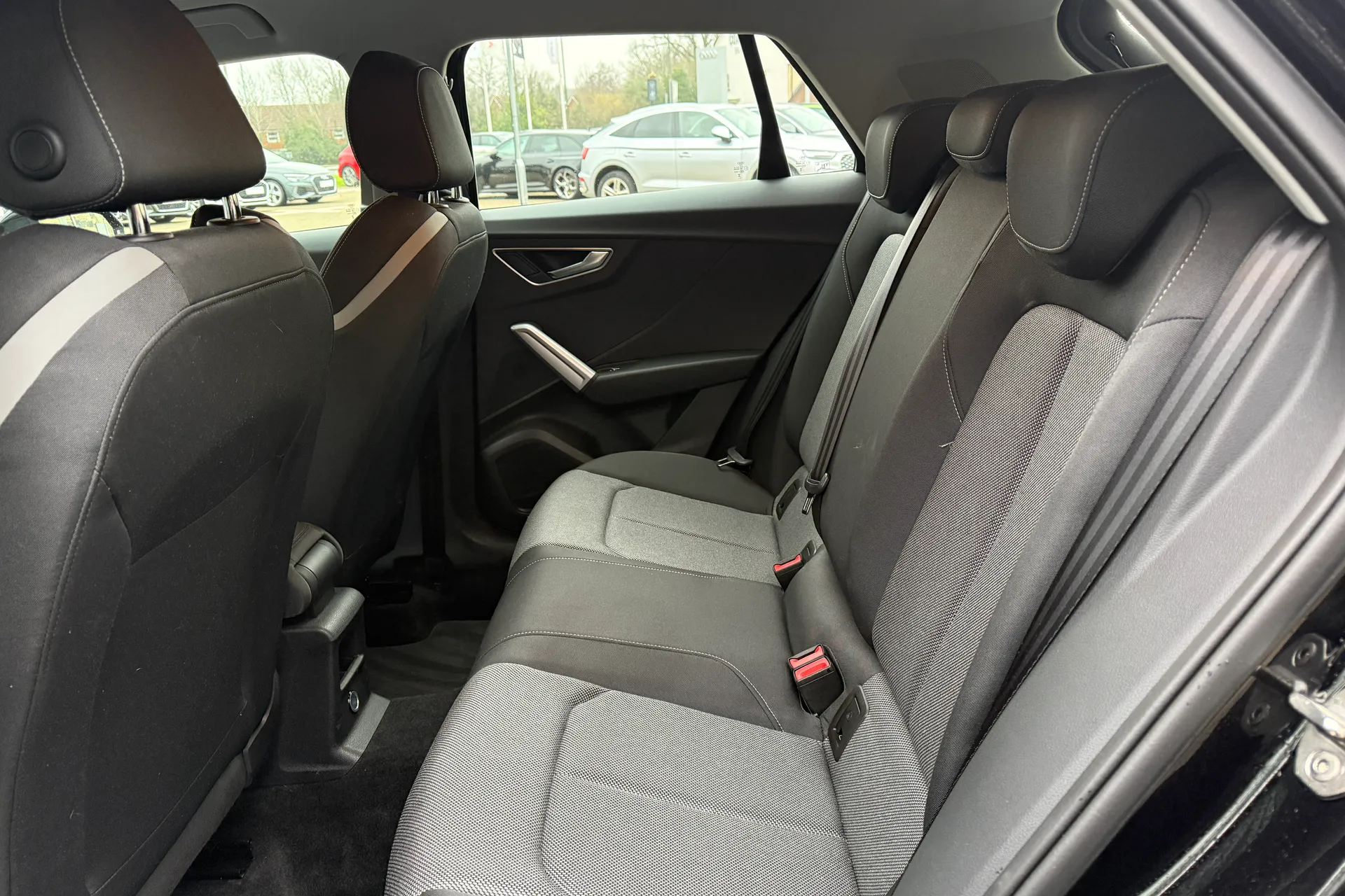 Audi Q2 thumbnail image number 22