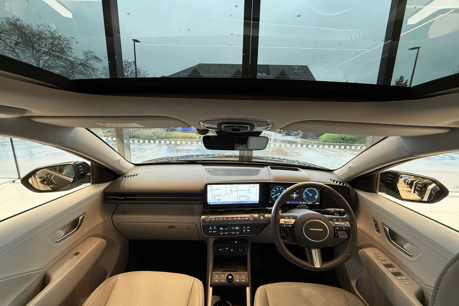 HYUNDAI KONA thumbnail image number 2