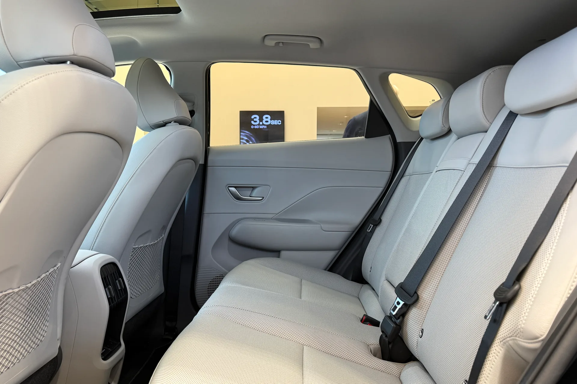 HYUNDAI KONA thumbnail image number 41