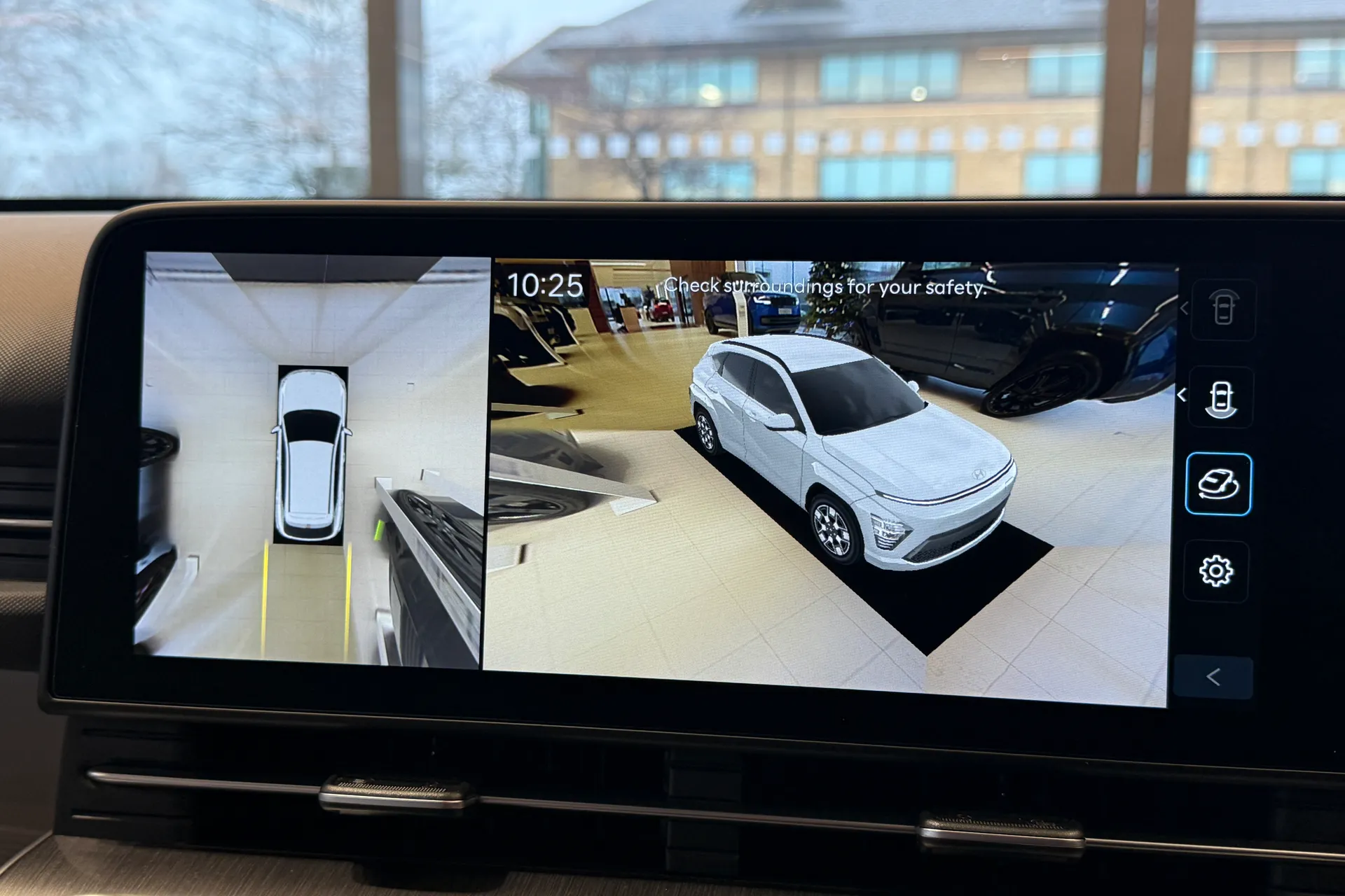 HYUNDAI KONA thumbnail image number 9