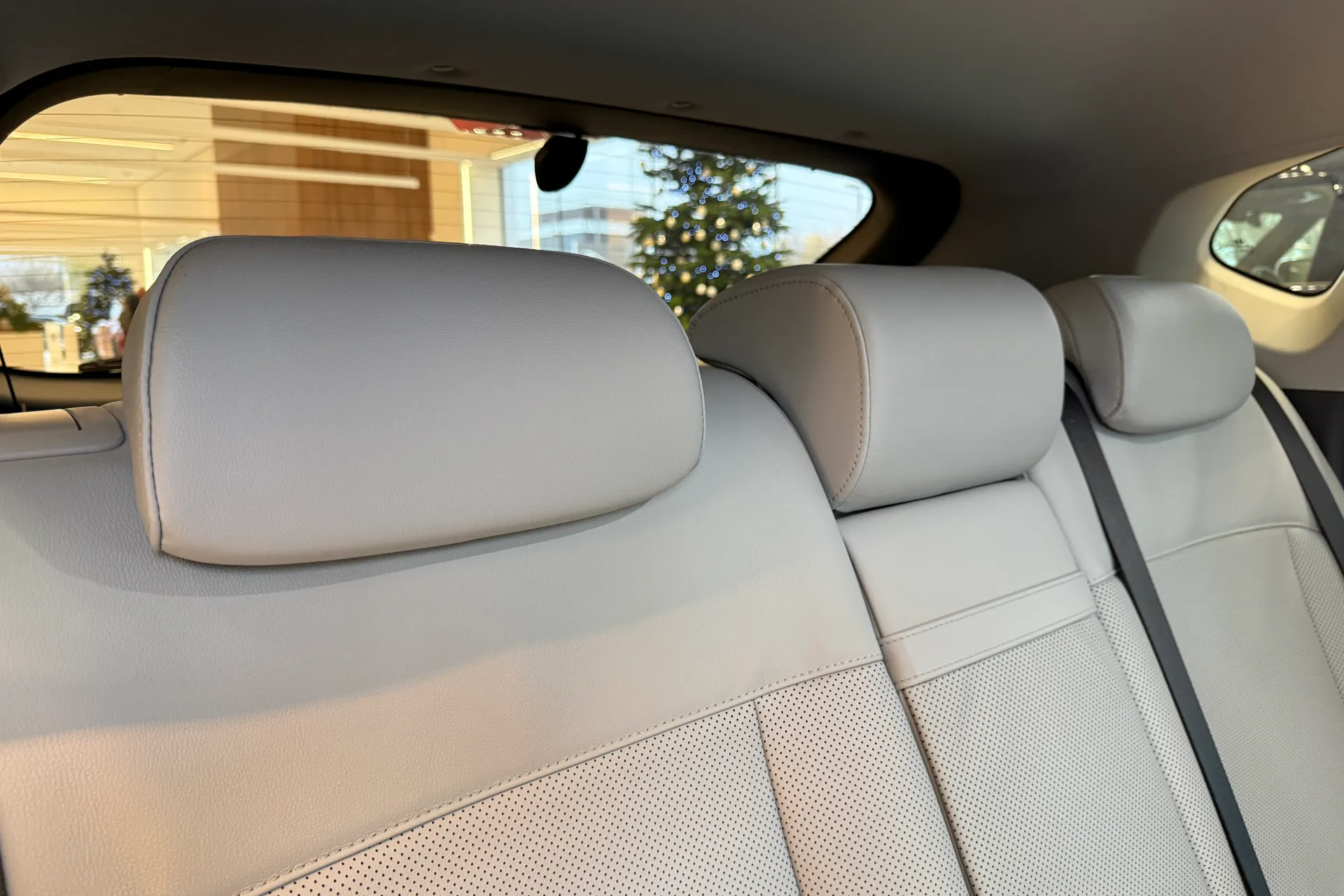 HYUNDAI KONA thumbnail image number 31