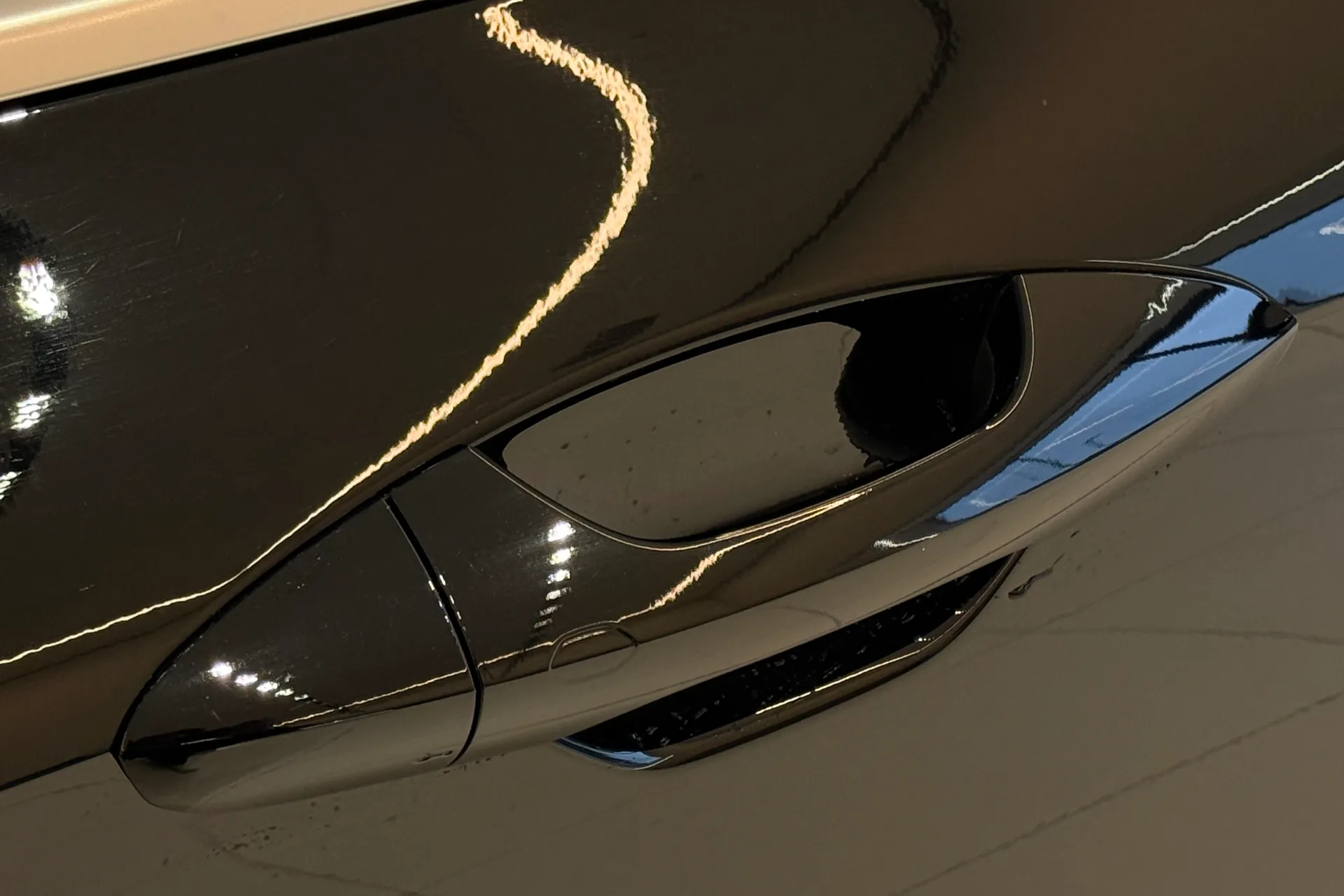 HYUNDAI KONA thumbnail image number 17